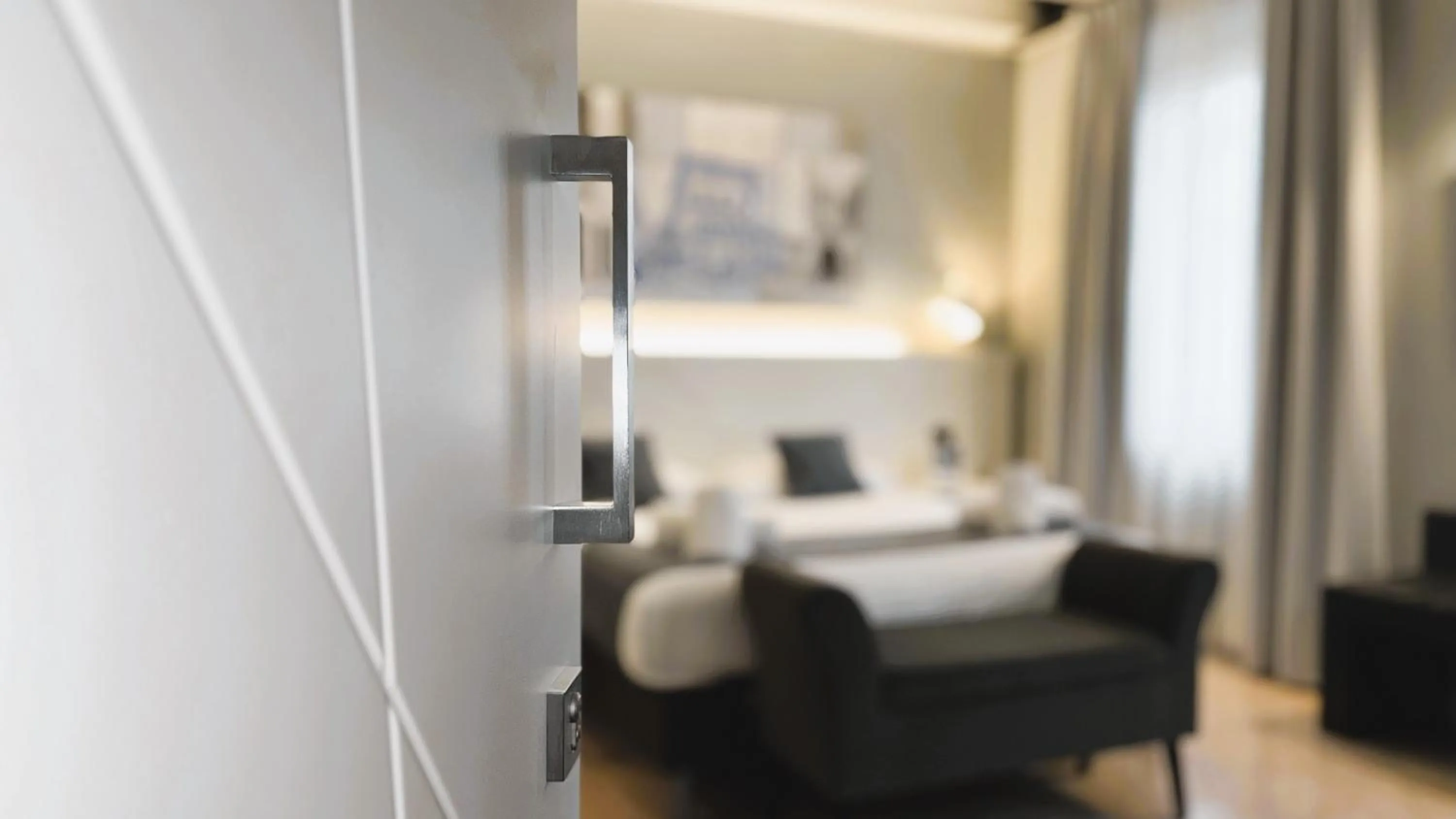 View (from property/room), Bed in Hotel Fontana Verona