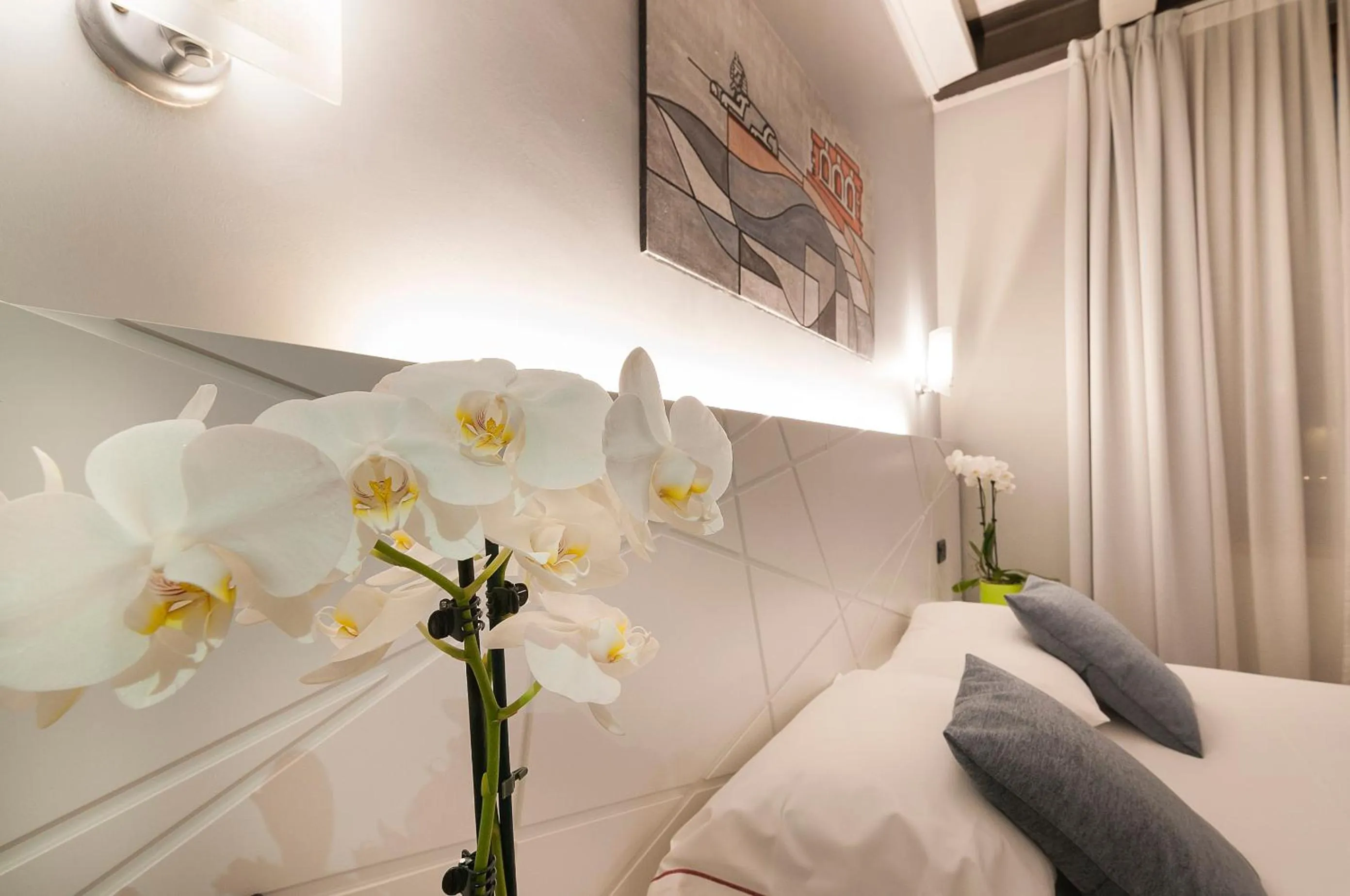 Photo of the whole room, Bed in Hotel Fontana Verona