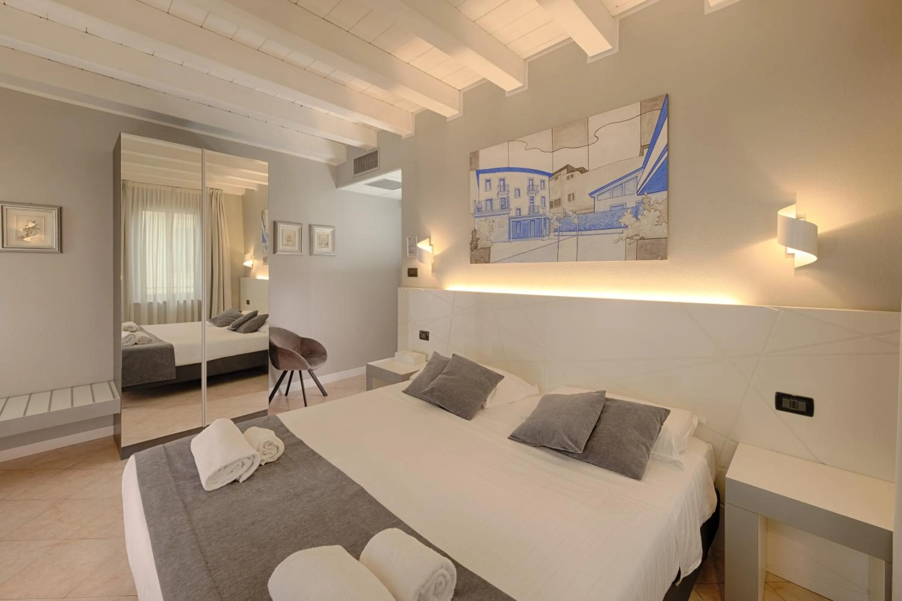 Photo of the whole room, Bed in Hotel Fontana Verona