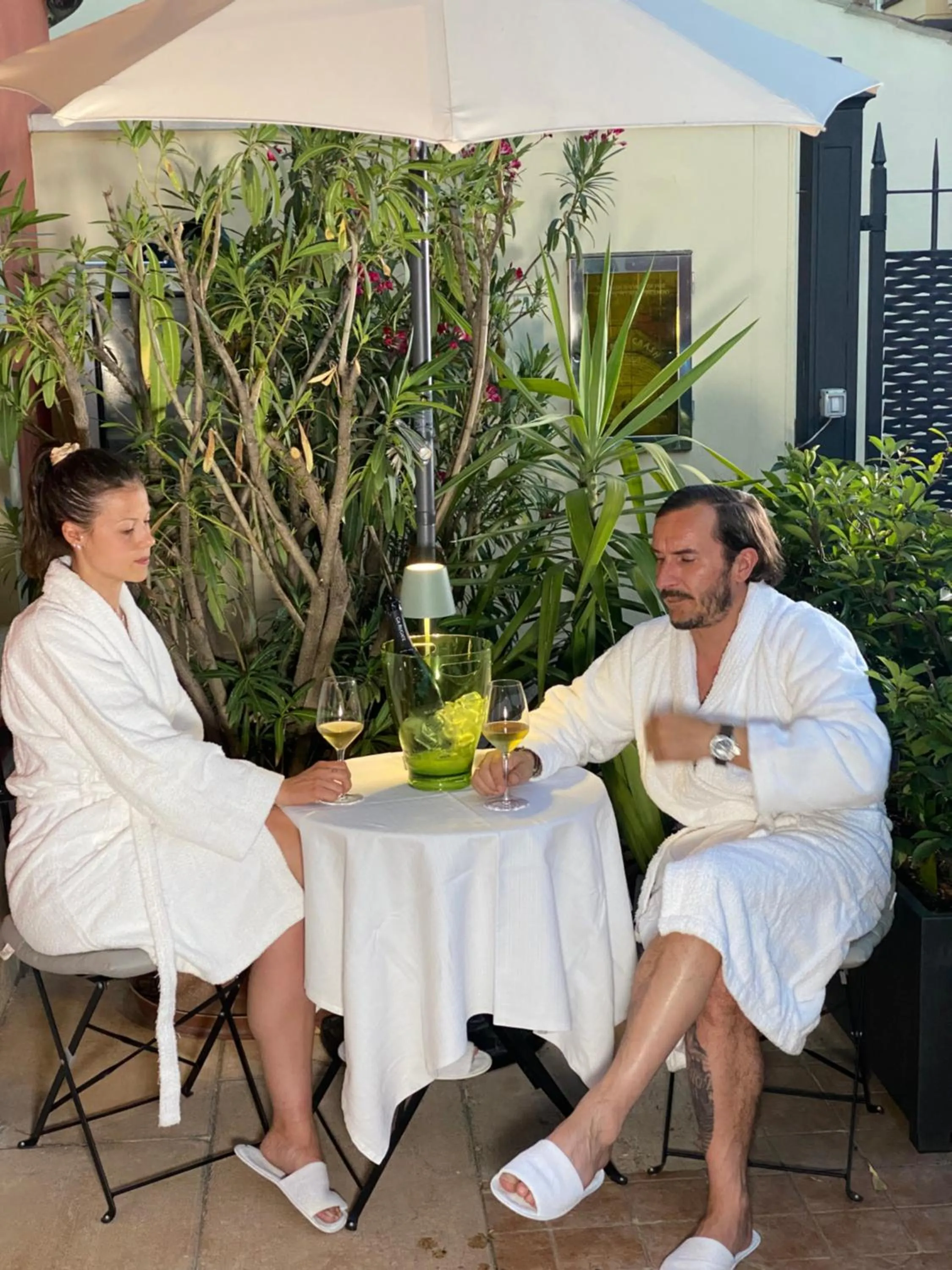 People in Hotel Fontana Verona