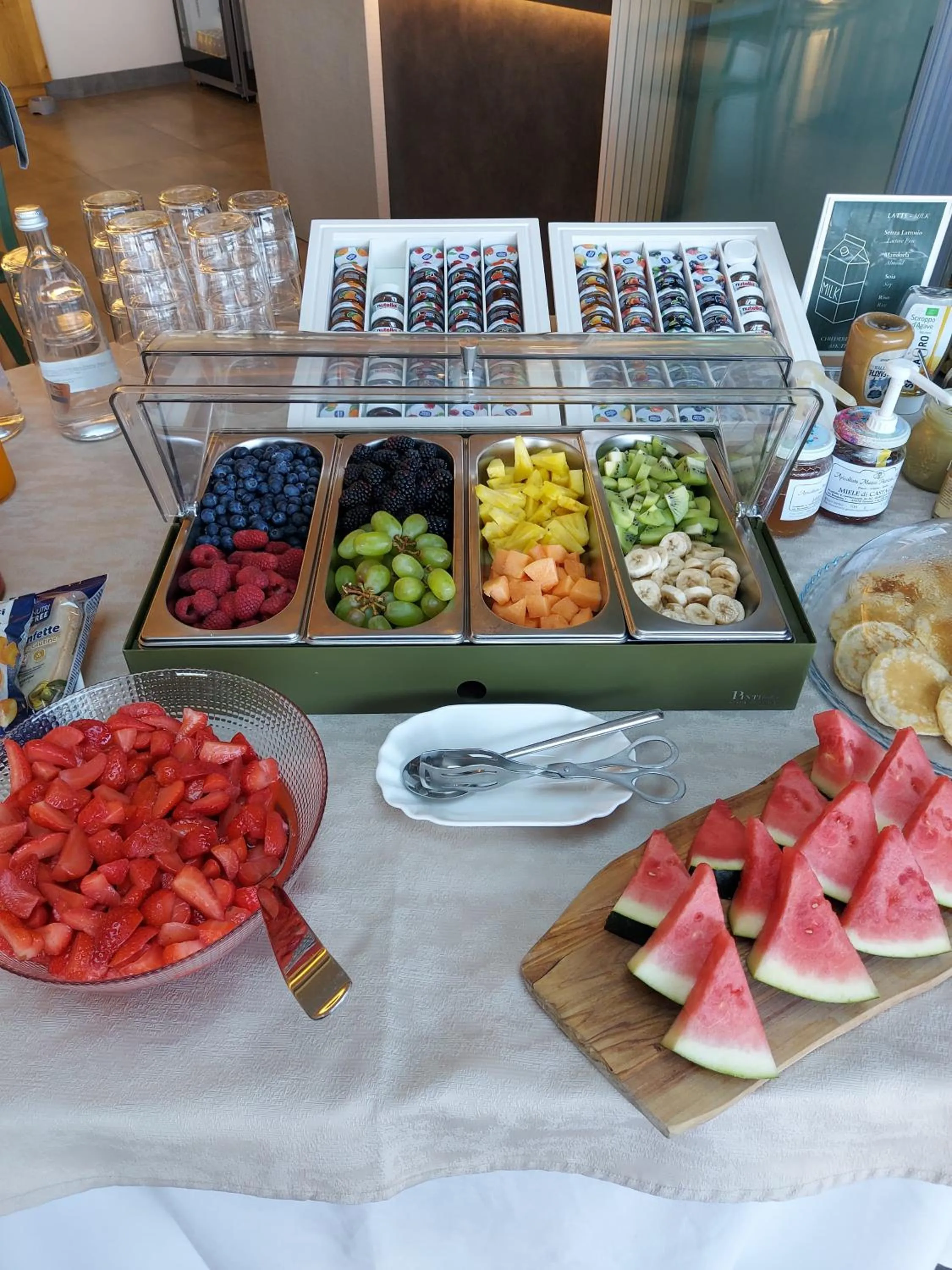 Breakfast in La Cipressina B&B