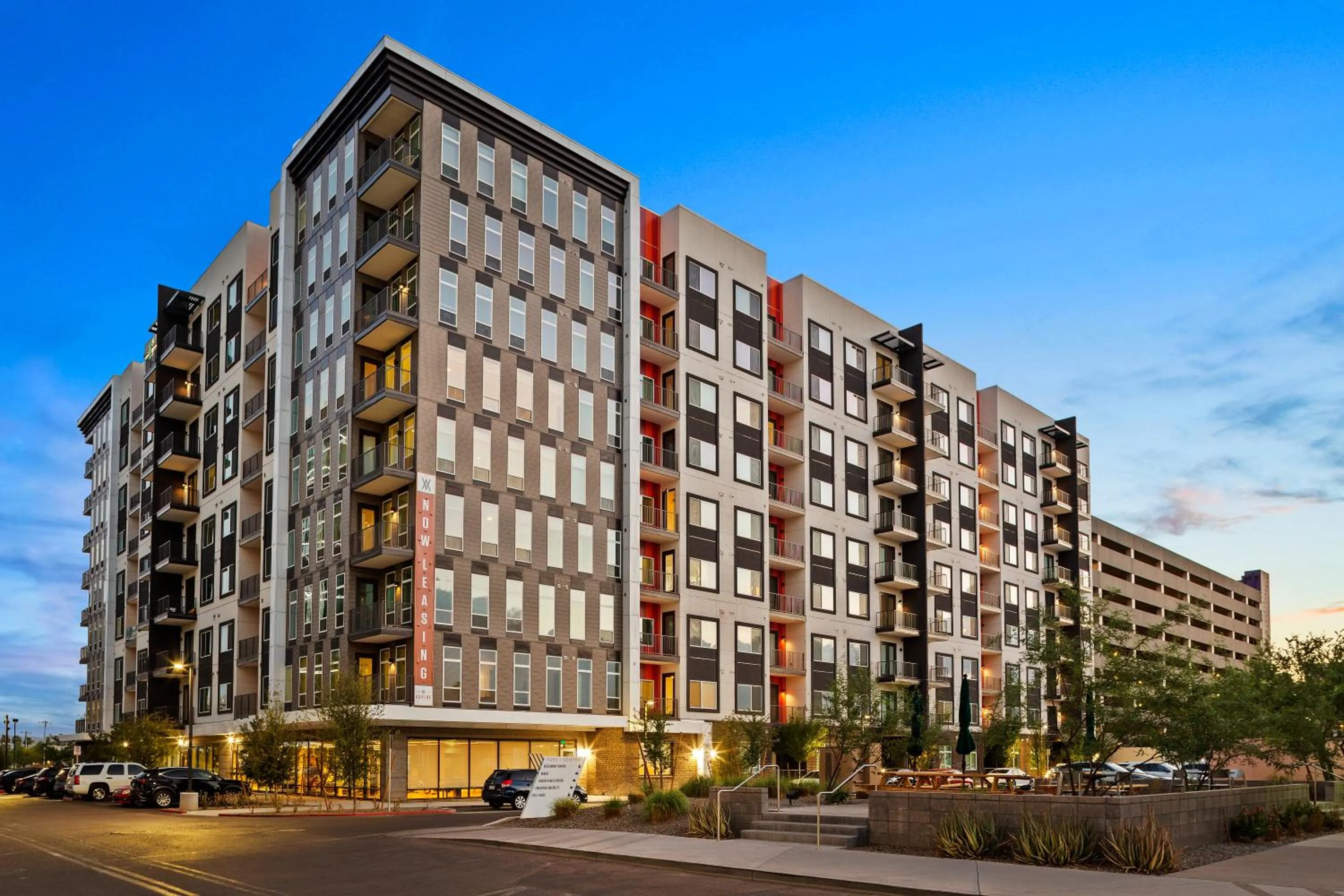 Property building in Locale Midtown Phoenix