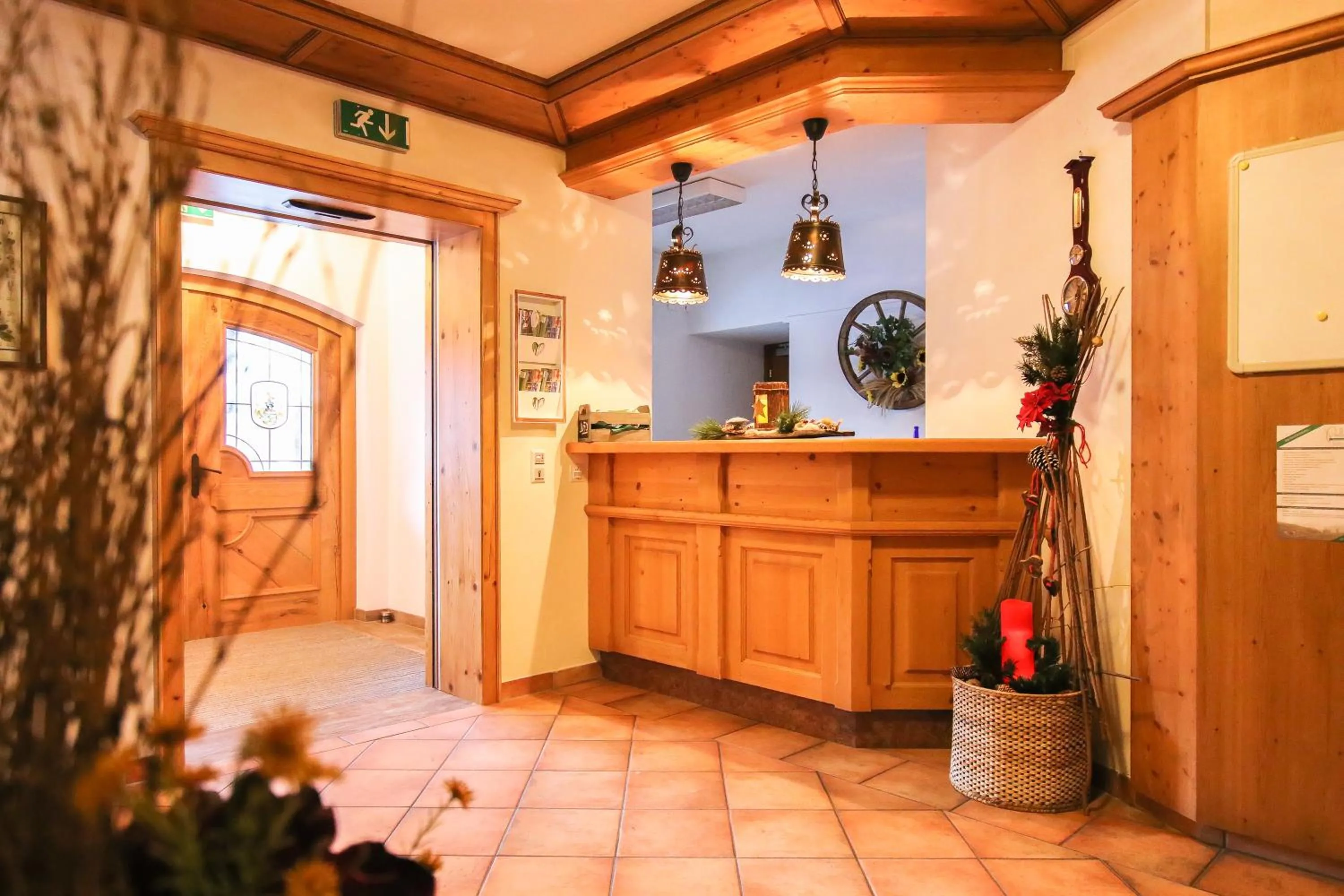 Lobby or reception in Landgasthof Seisenbergklamm