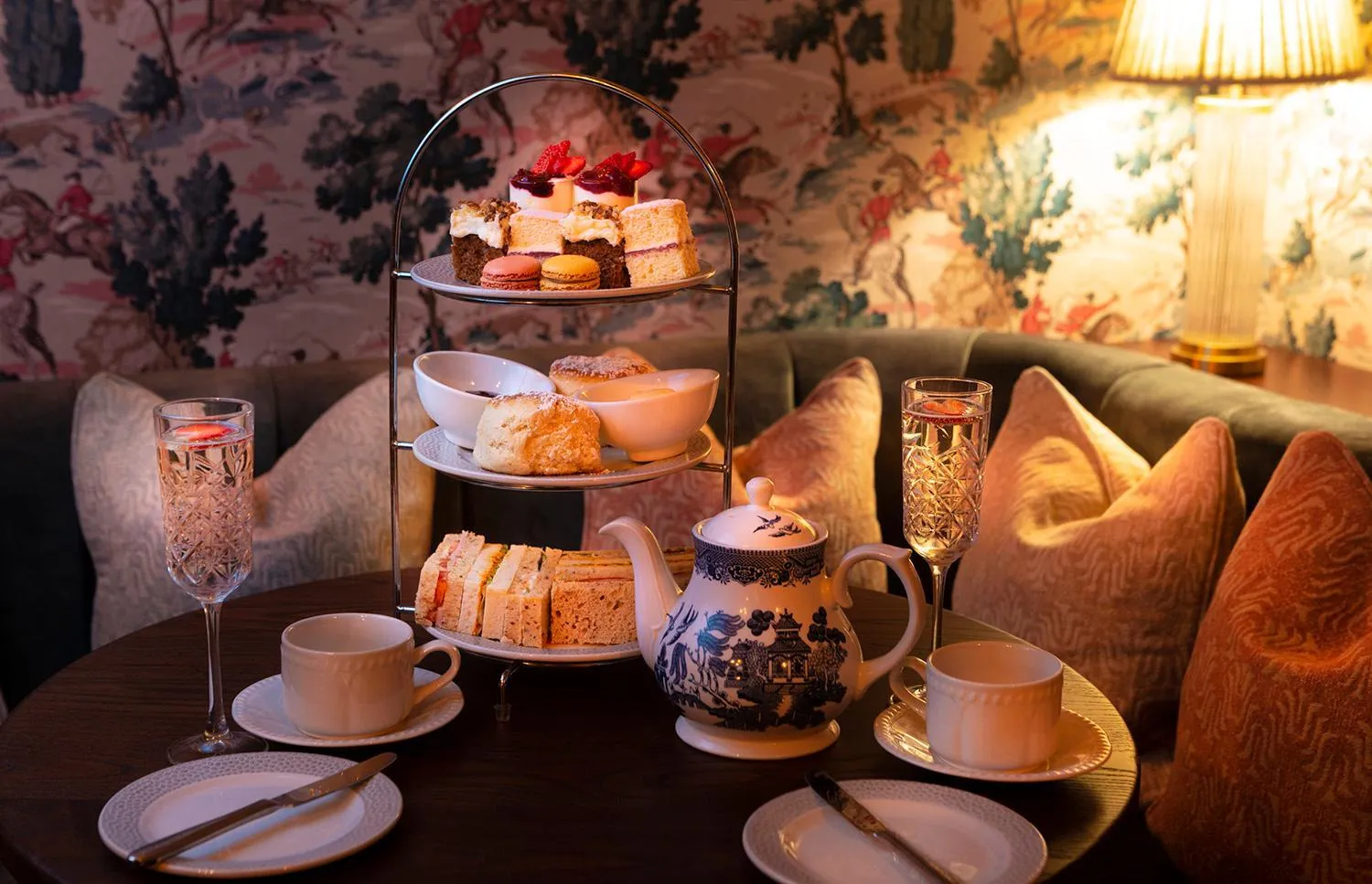 Restaurant/places to eat in Hatherley Manor Hotel & Spa