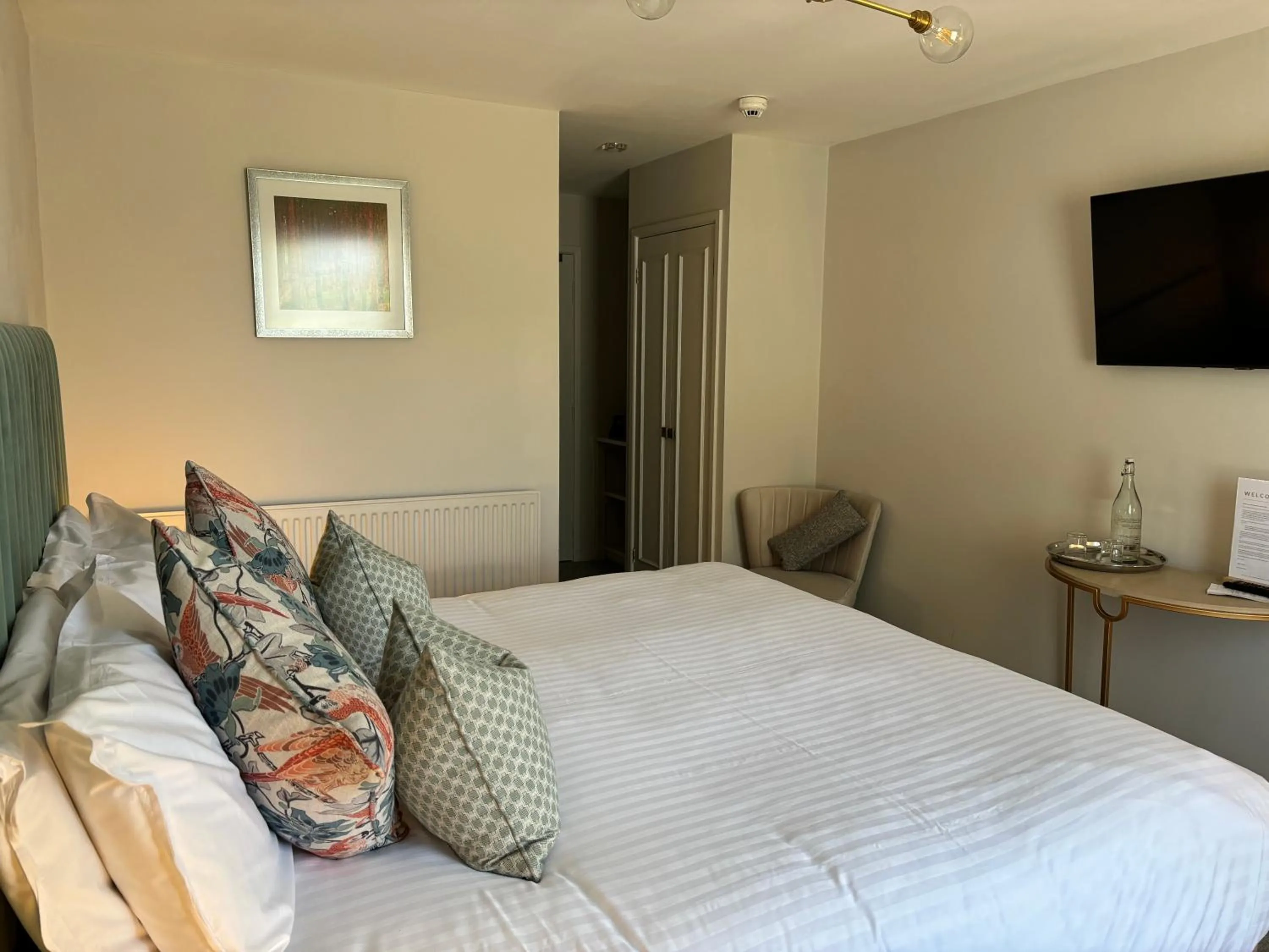 Bedroom, Bed in Hatherley Manor Hotel & Spa