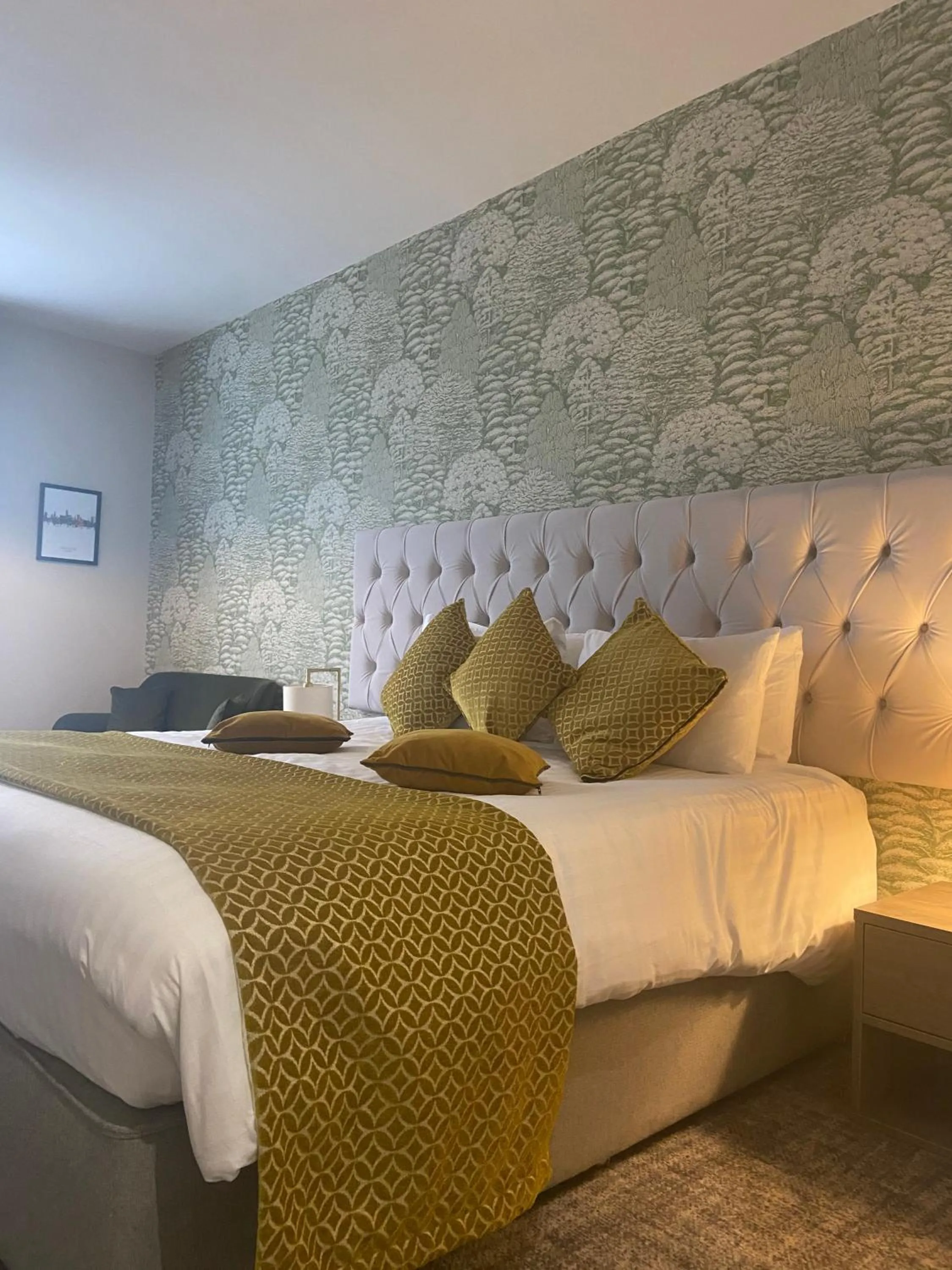 Bedroom, Bed in Hatherley Manor Hotel & Spa