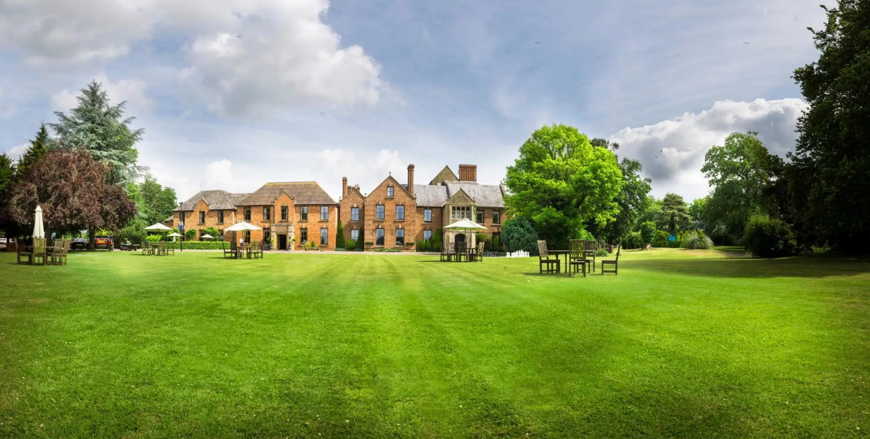 Hatherley Manor Hotel & Spa Hatherley Manor Hotel & Spa