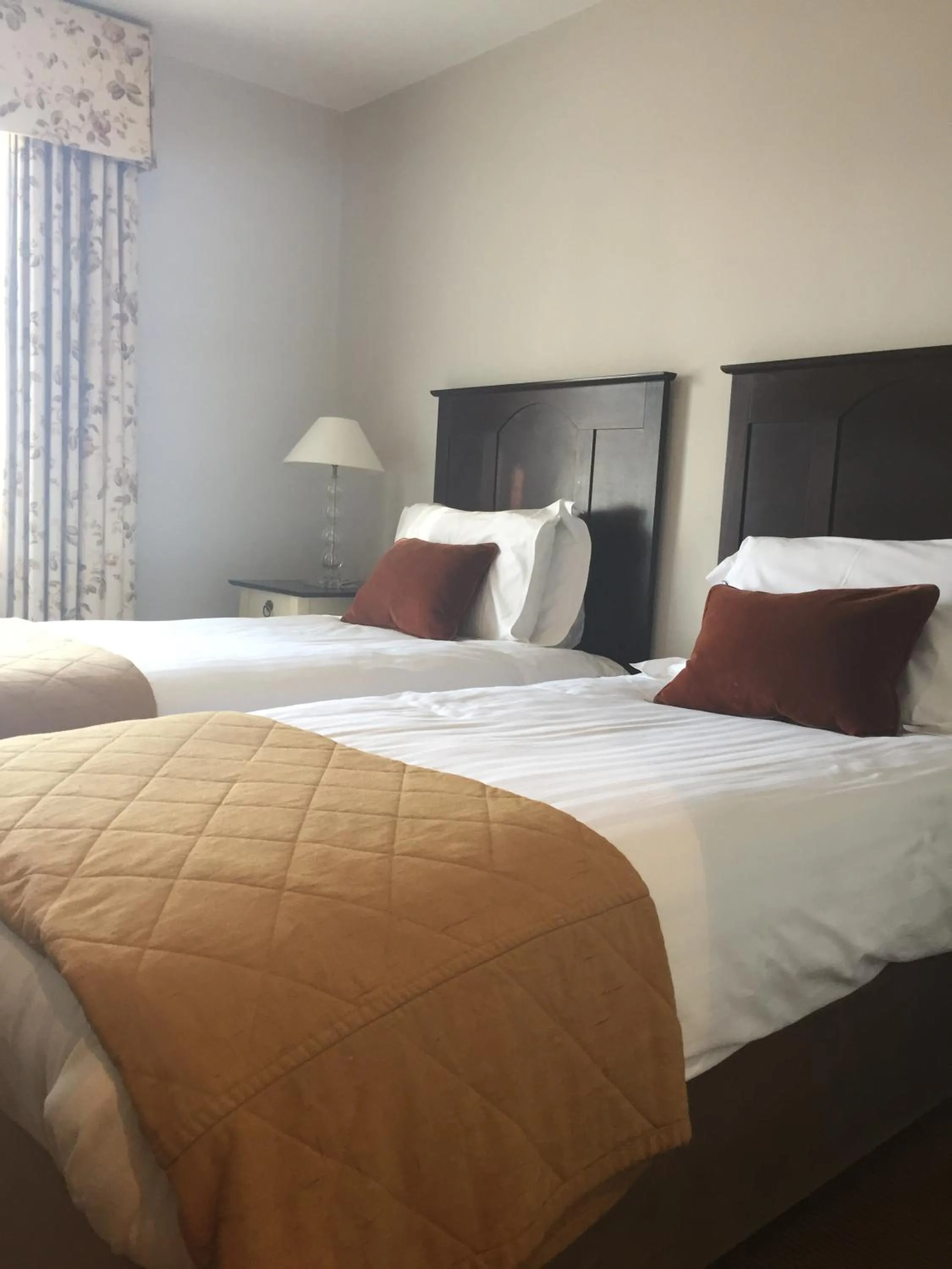 Bedroom, Bed in Hatherley Manor Hotel & Spa