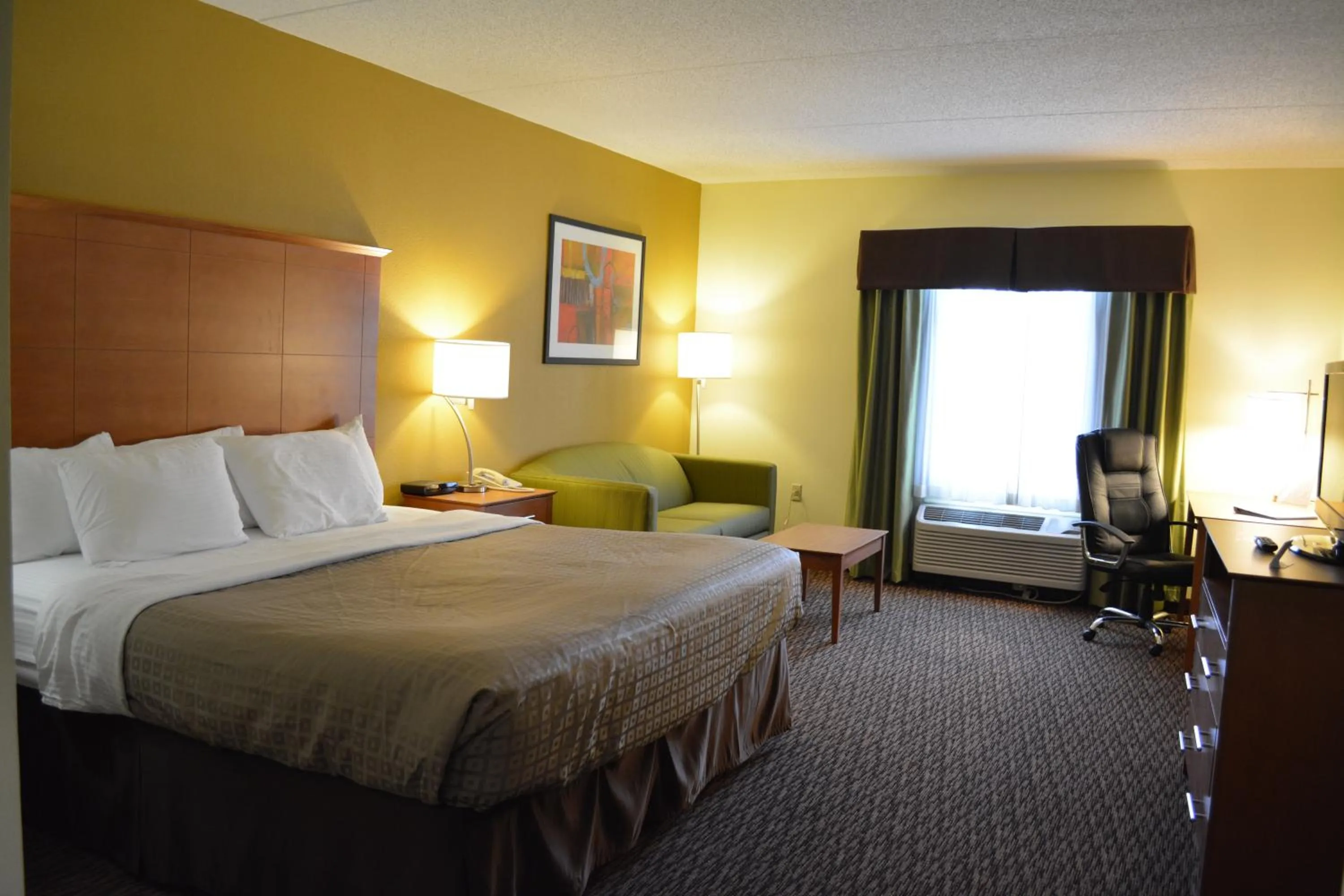 Day in Clarion Hotel & Suites University-Shippensburg