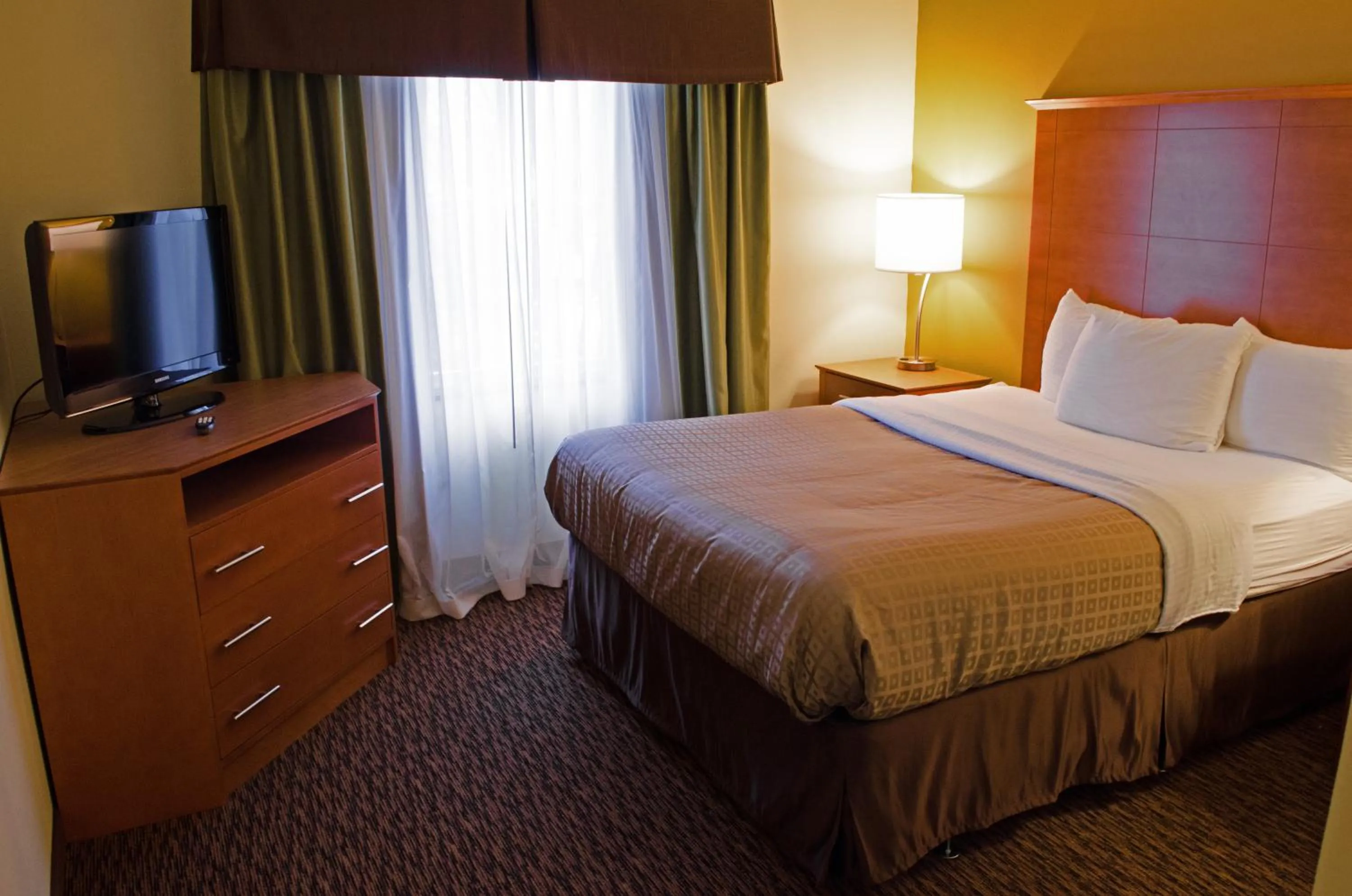 Day in Clarion Hotel & Suites University-Shippensburg