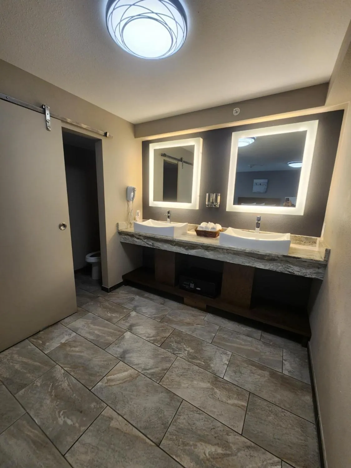 Bathroom in Put-in-Bay Resort & Conference Center