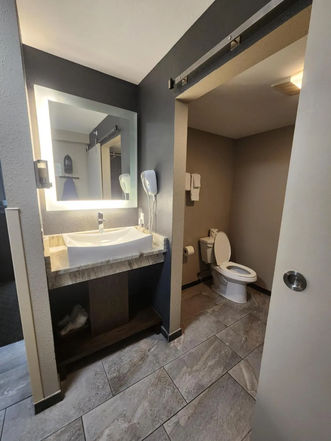 Bathroom in Put-in-Bay Resort & Conference Center