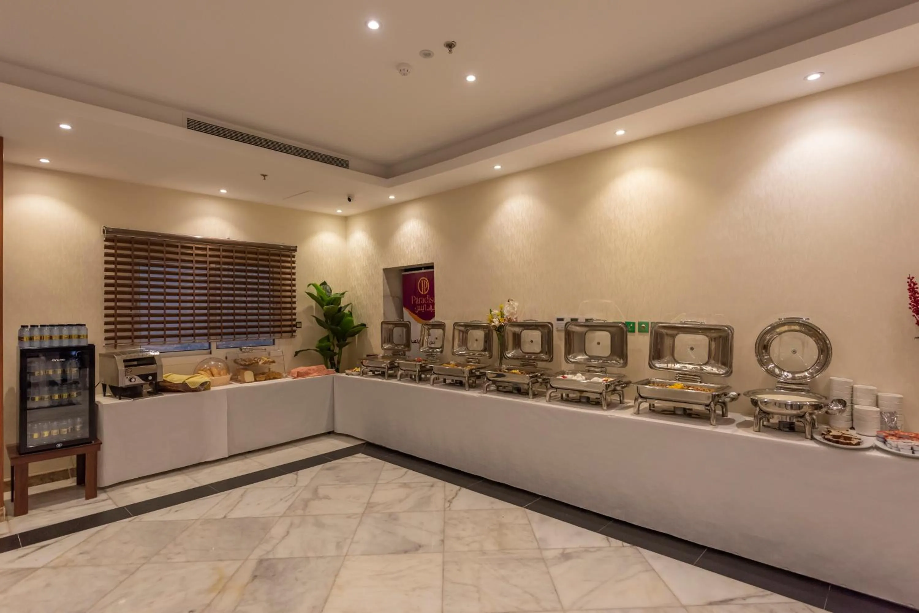 Food and drinks in Paradise Inn Jeddah Hotel
