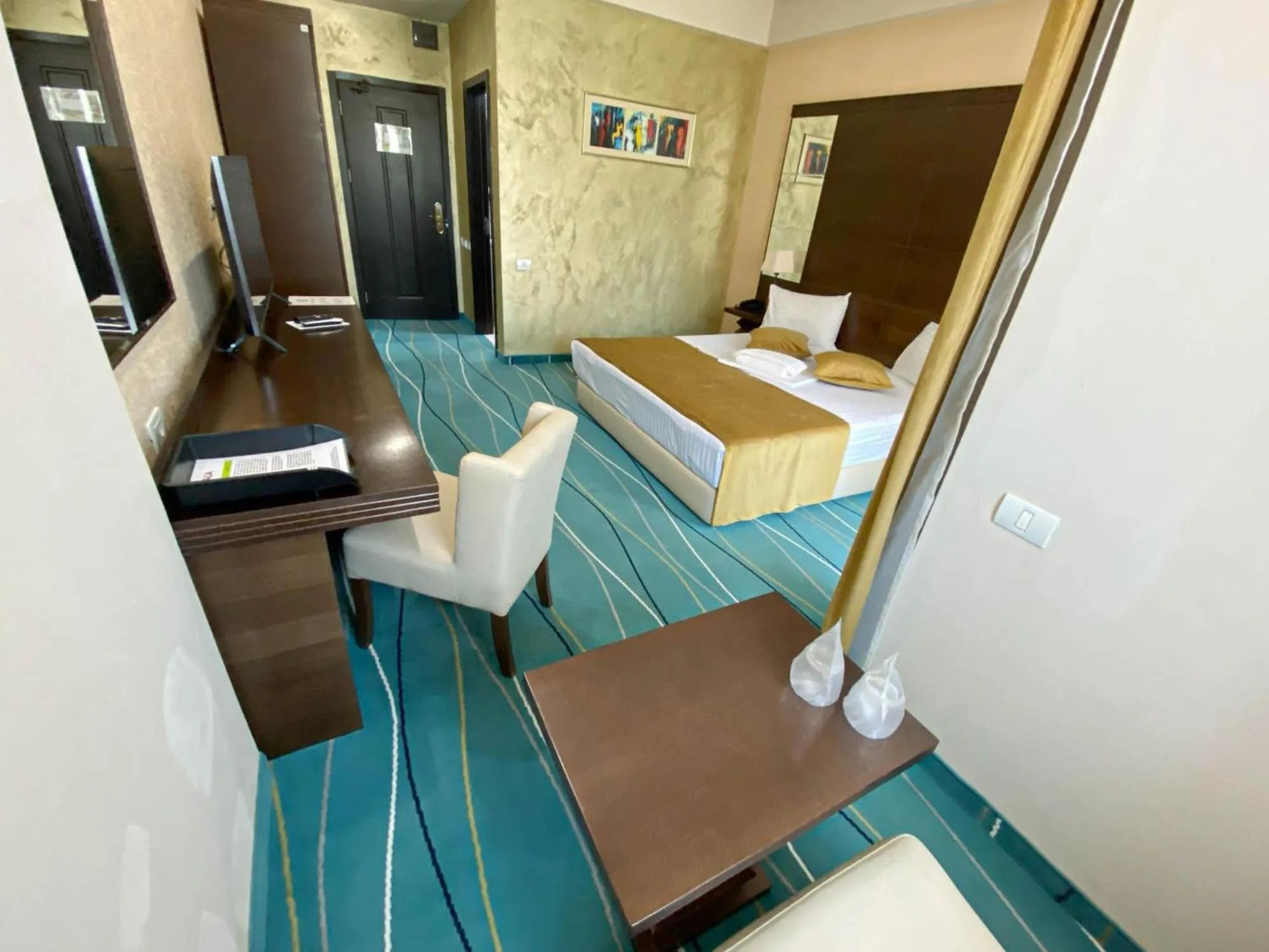 Photo of the whole room, Bed in Hotel Nevada