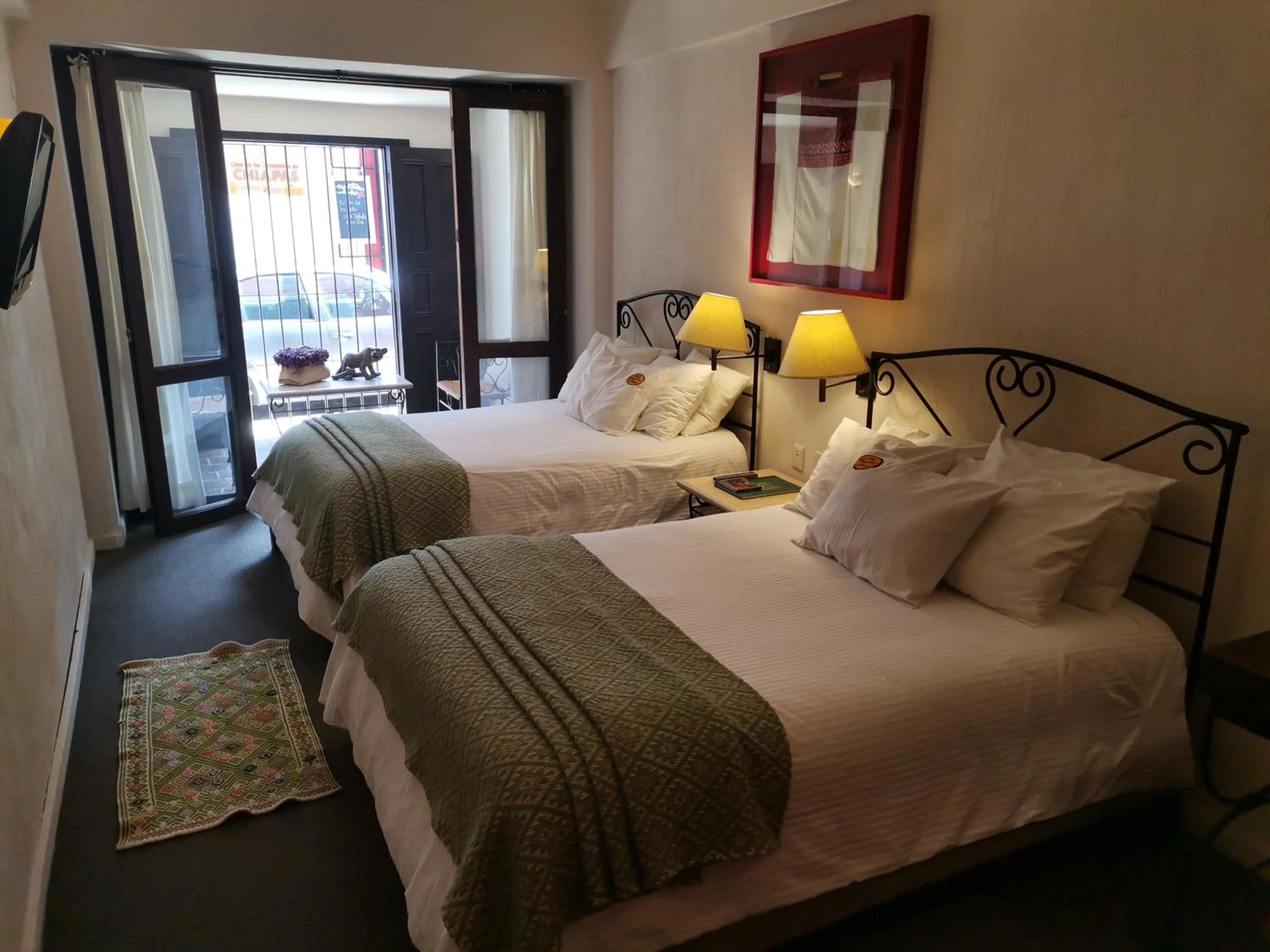 Photo of the whole room, Bed in Mision Grand San Cristobal de las Casas