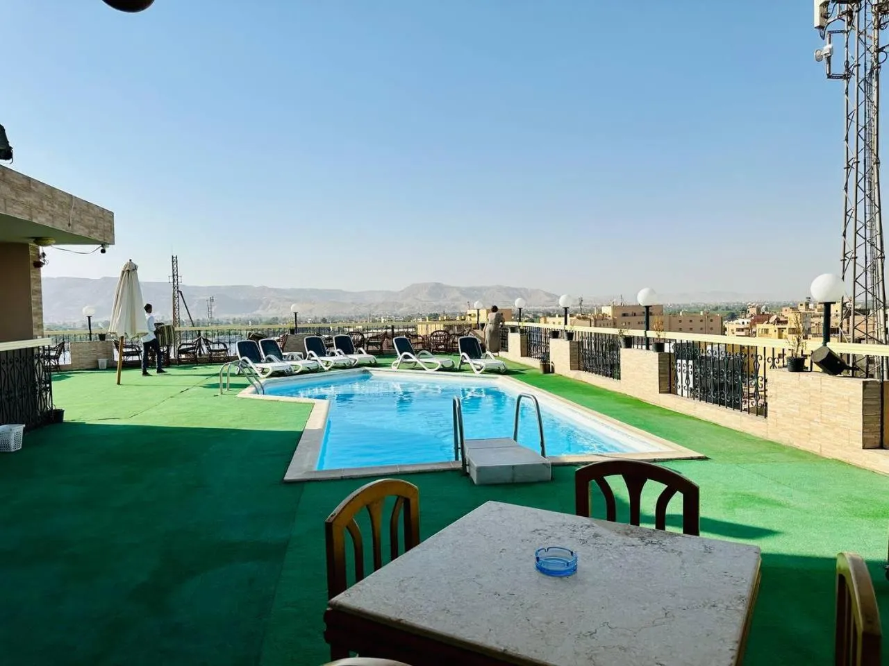 Swimming pool in Queens Valley Hotel