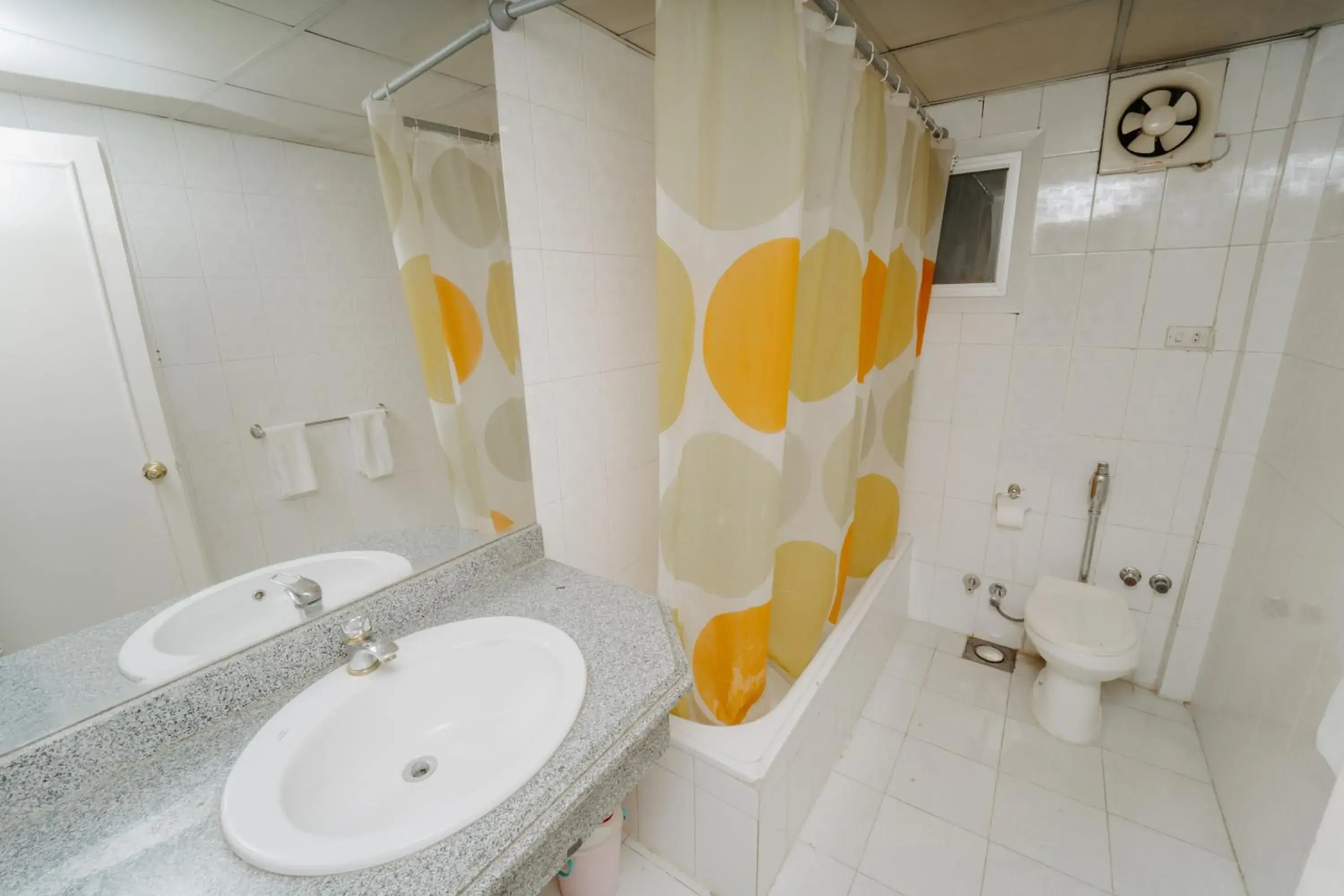 Triple Room - single occupancy in Queens Valley Hotel Triple Room - single occupancy in Queens Valley Hotel