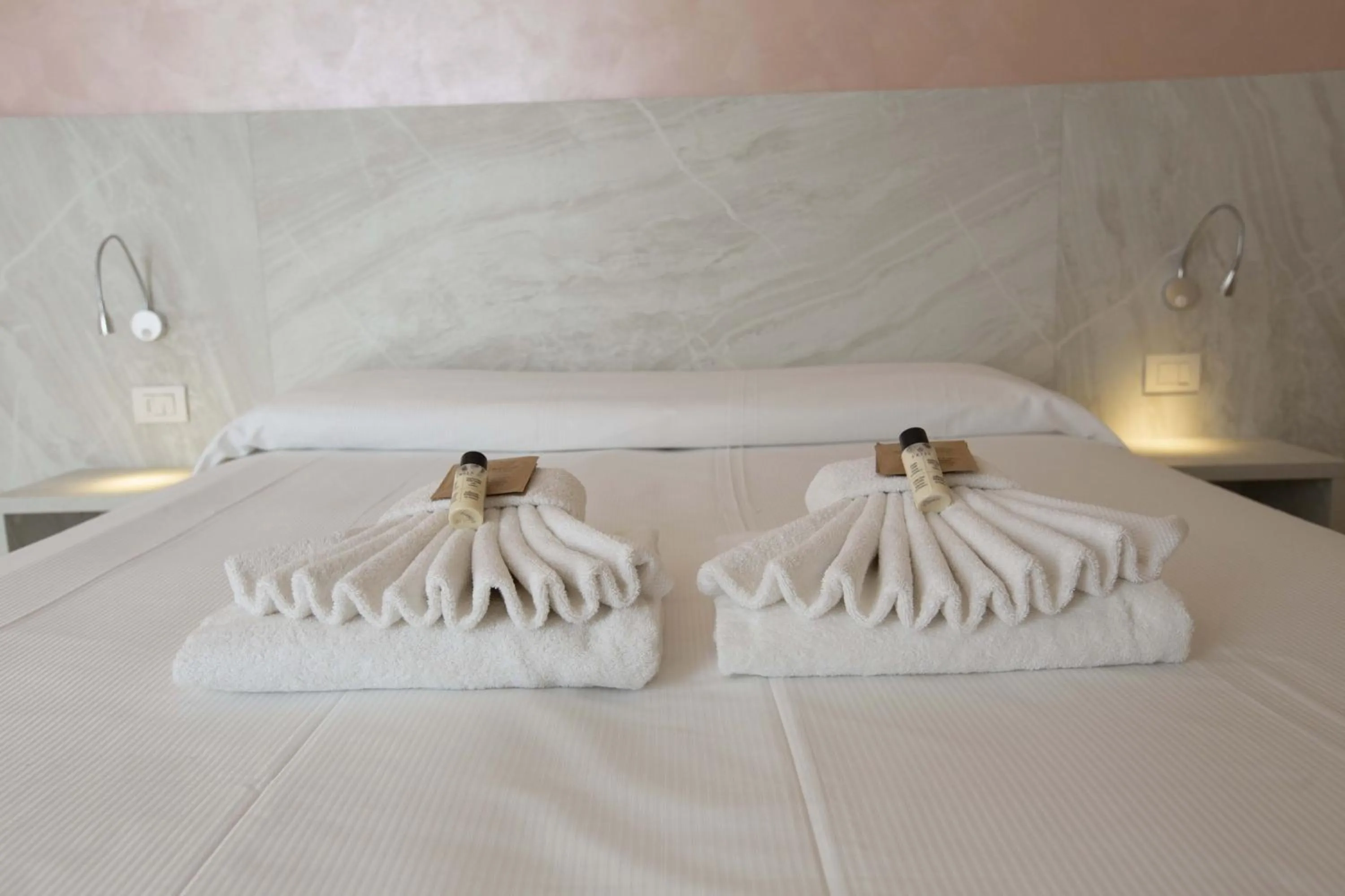 Bed in Hotel Confort