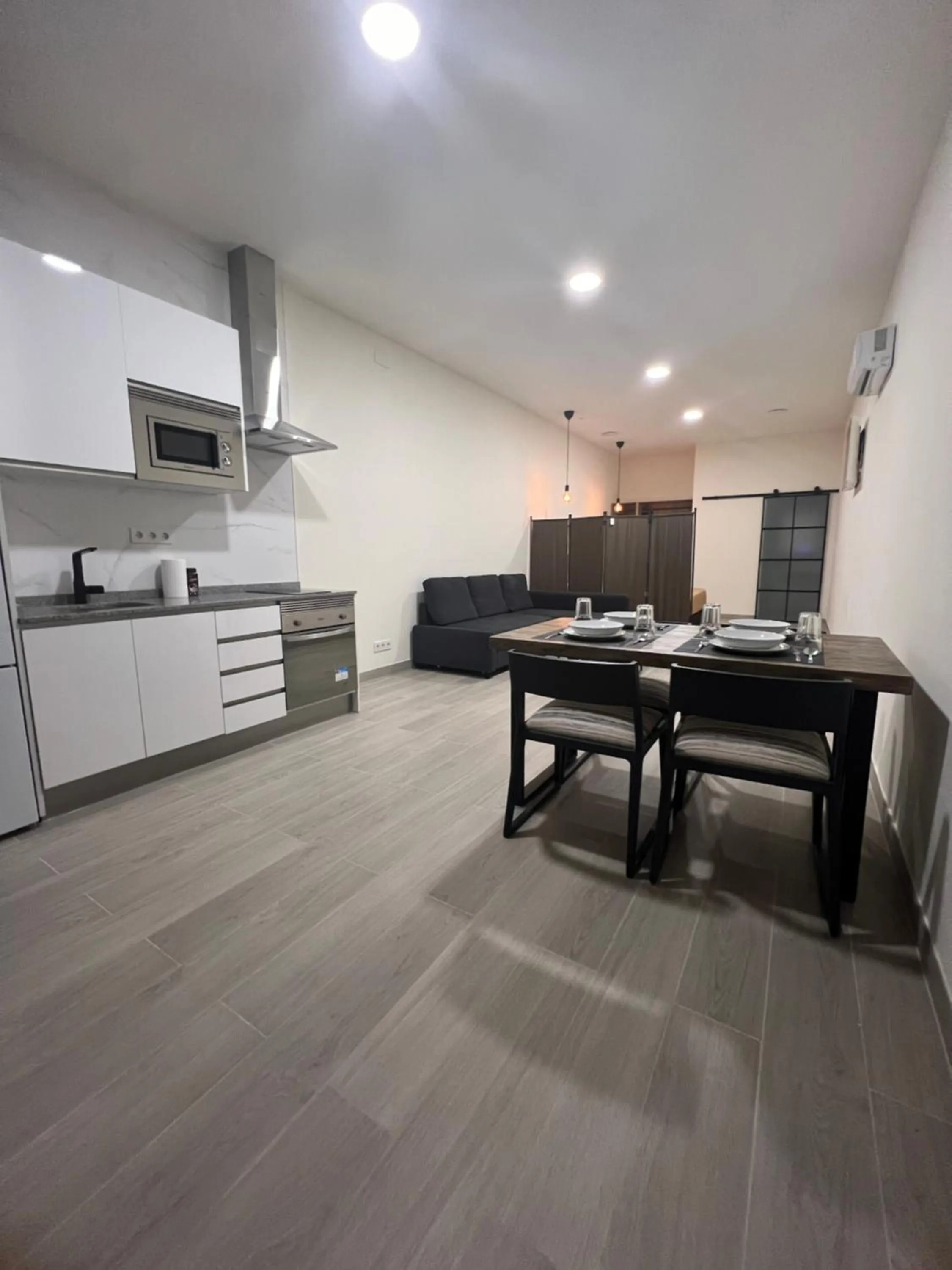 Dining area in APARTAMENTO PLAYA Valencia