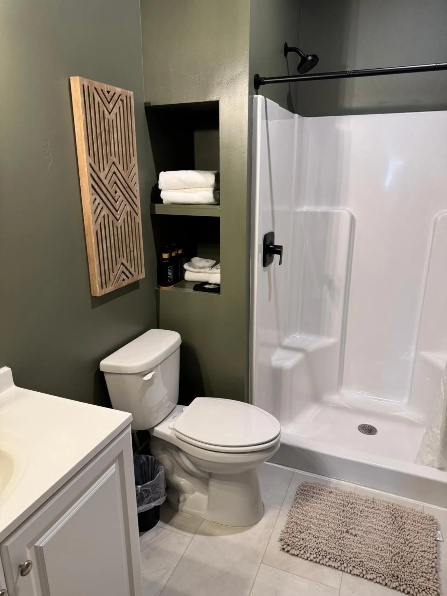 Bathroom in The Panguitch House