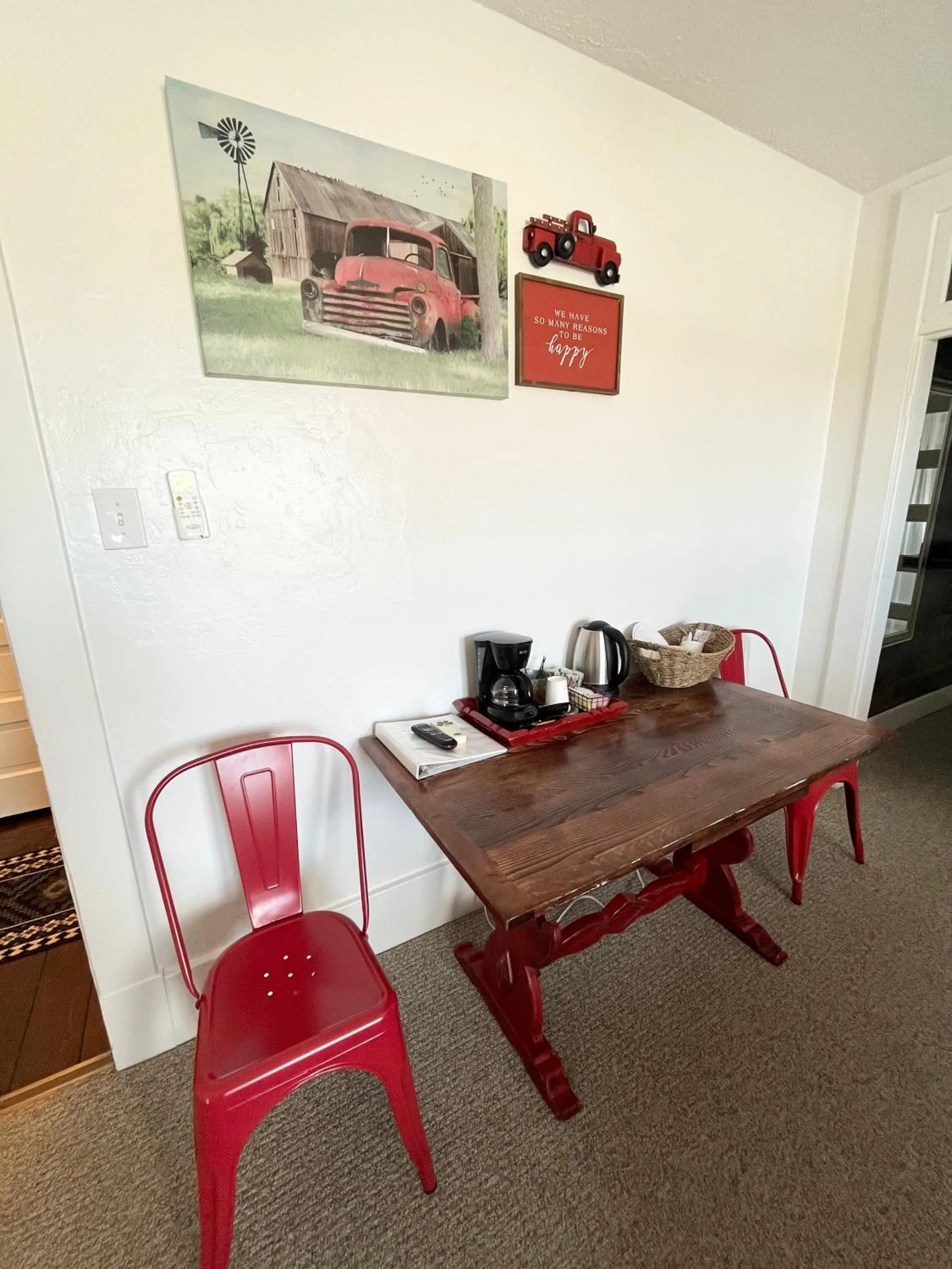 Dining area in The Panguitch House