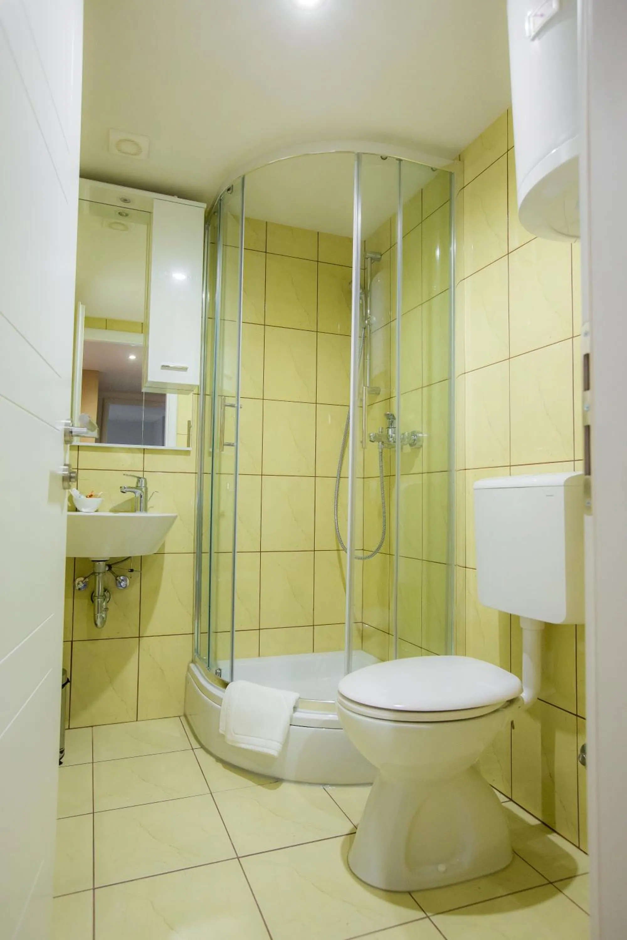Family Room - single occupancy in Apartments and Rooms Millennium