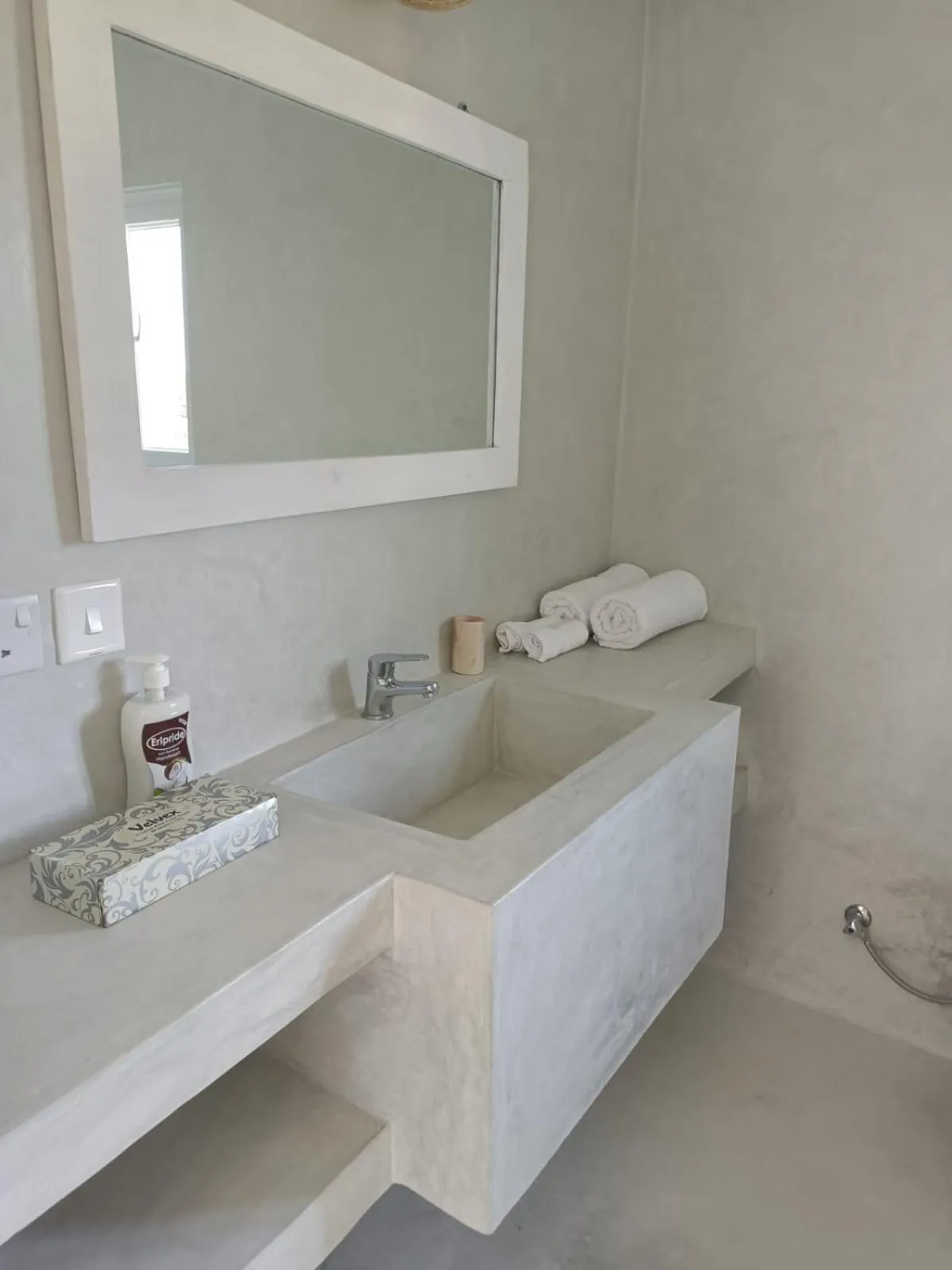 Bathroom, Bed in Ascot Watamu Resort