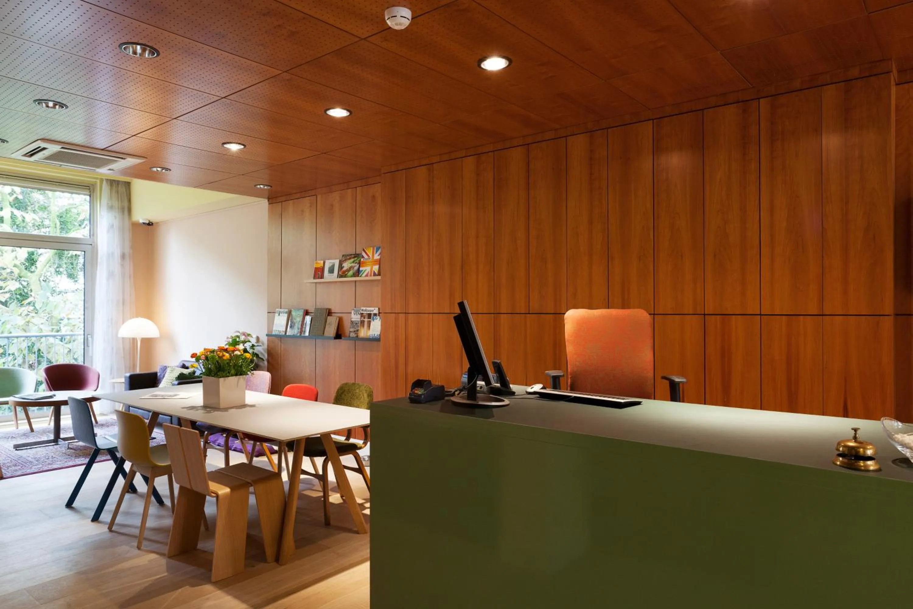 Lobby or reception in Hotel The Neighbour's Magnolia