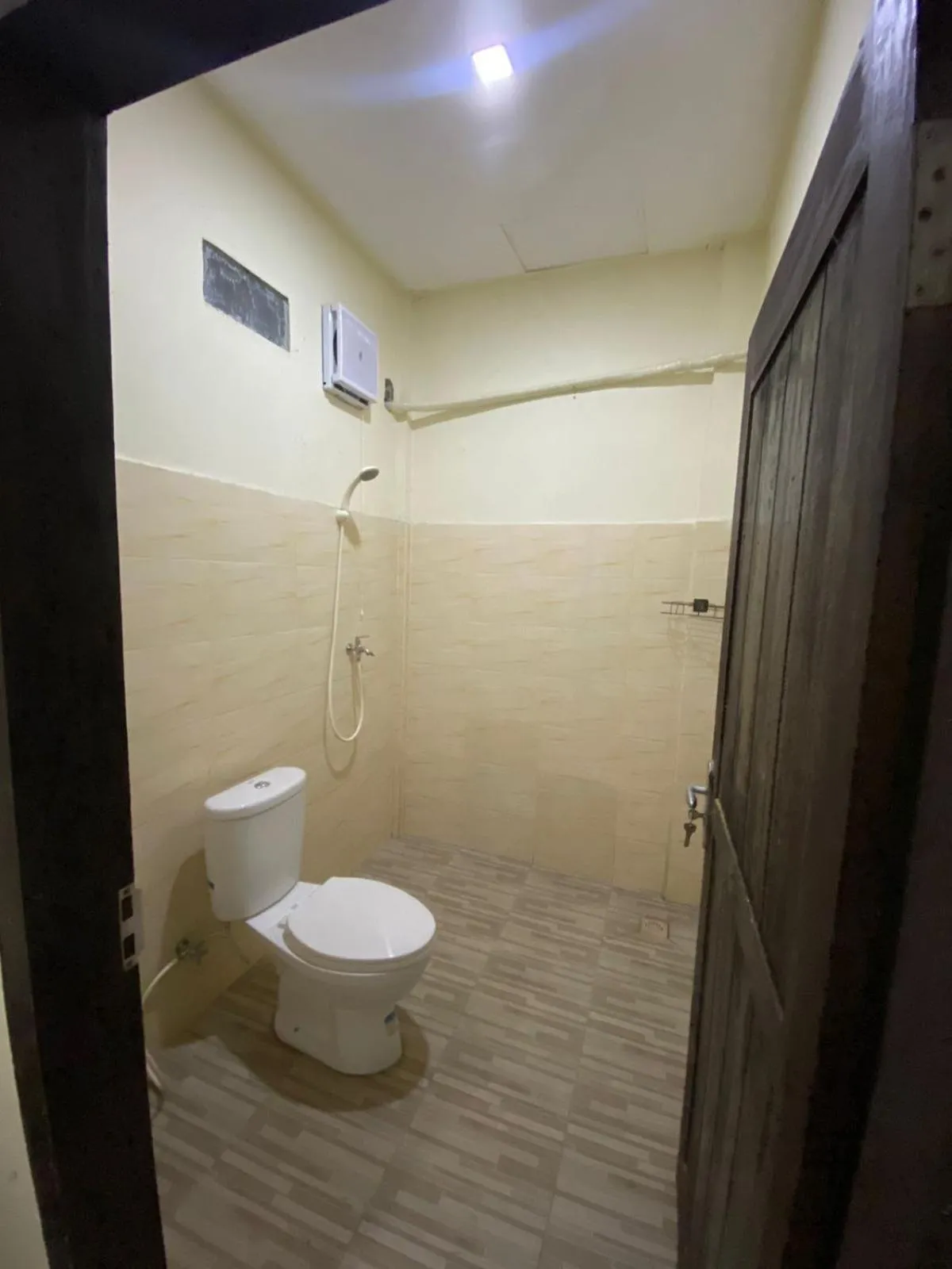 Toilet in NaJa Homestay