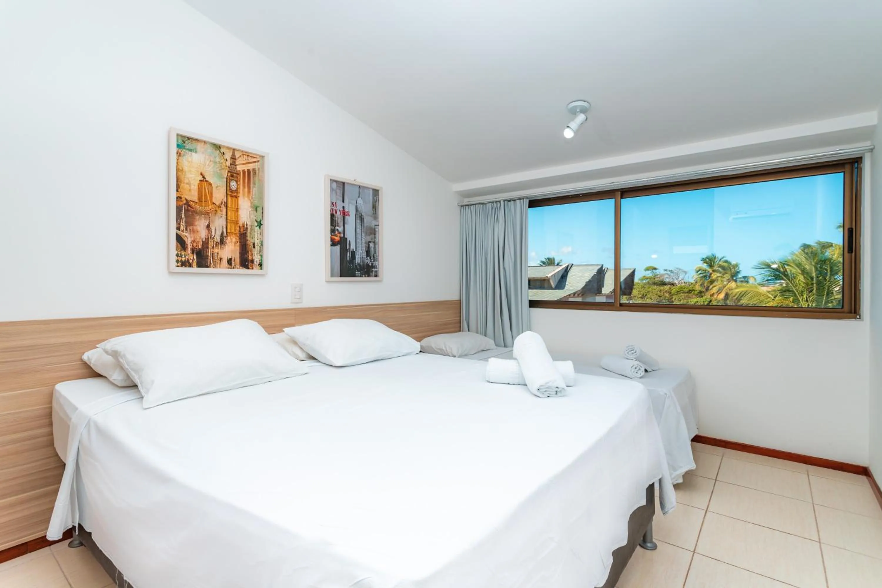 Bedroom, Bed in Nannai Residence by AFT