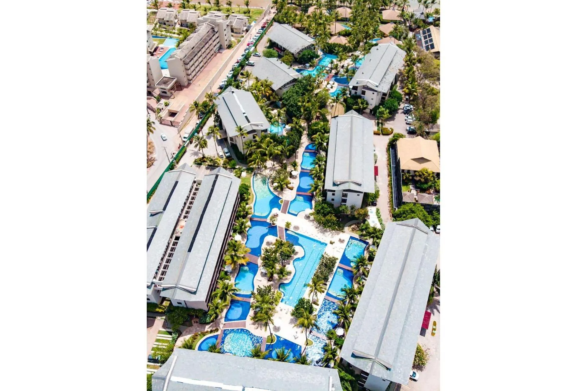 Bird's eye view in Nannai Residence by AFT