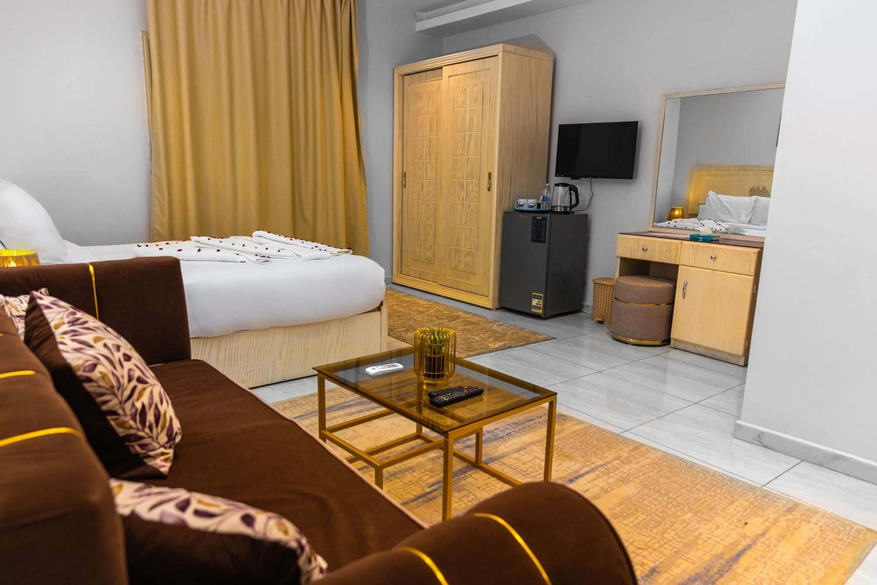 Bed in Pyramids Land Hotel