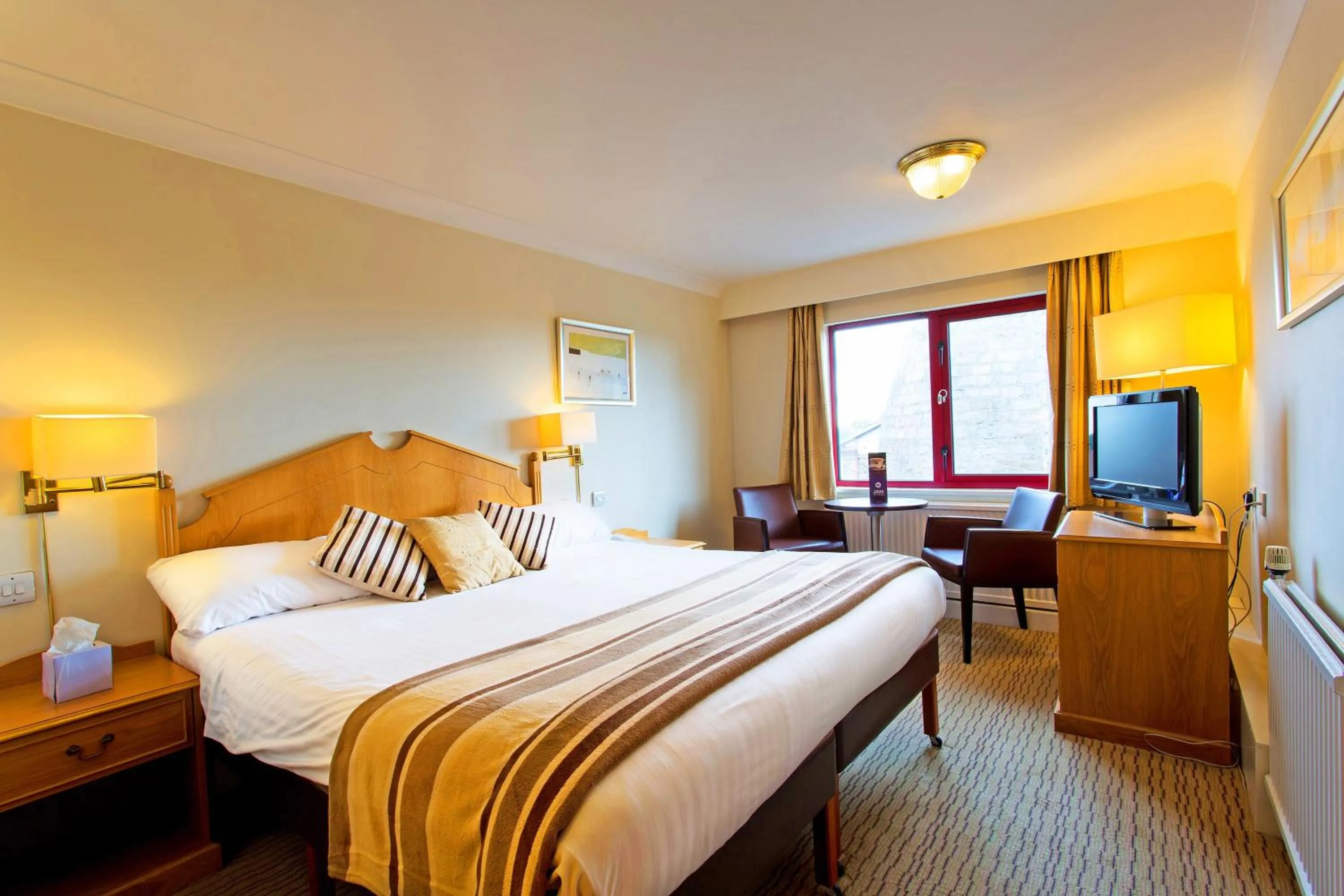 Bed in Britannia Hotel Leeds