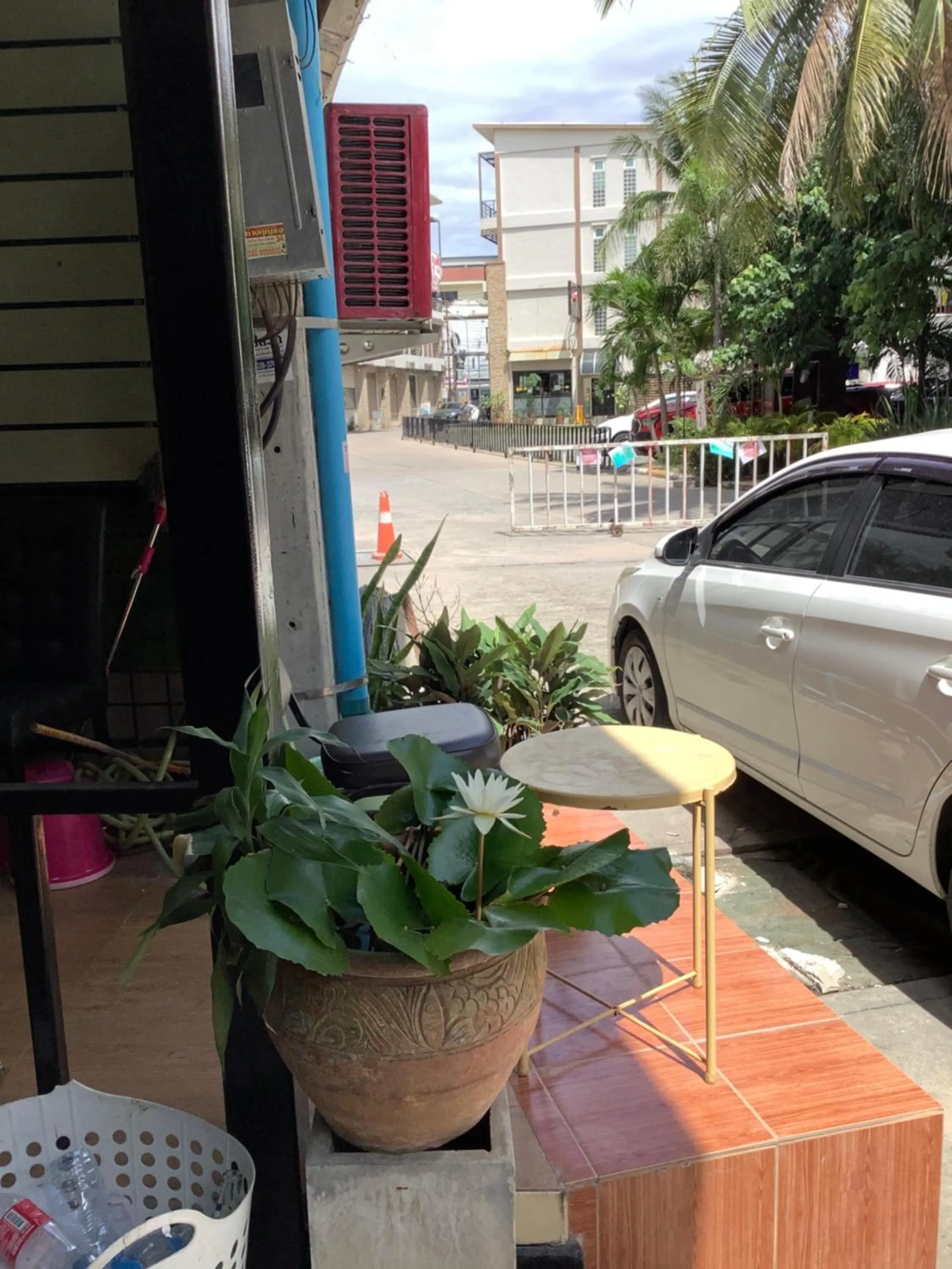 Property building in Rivana hotel by sandara boutique Inn