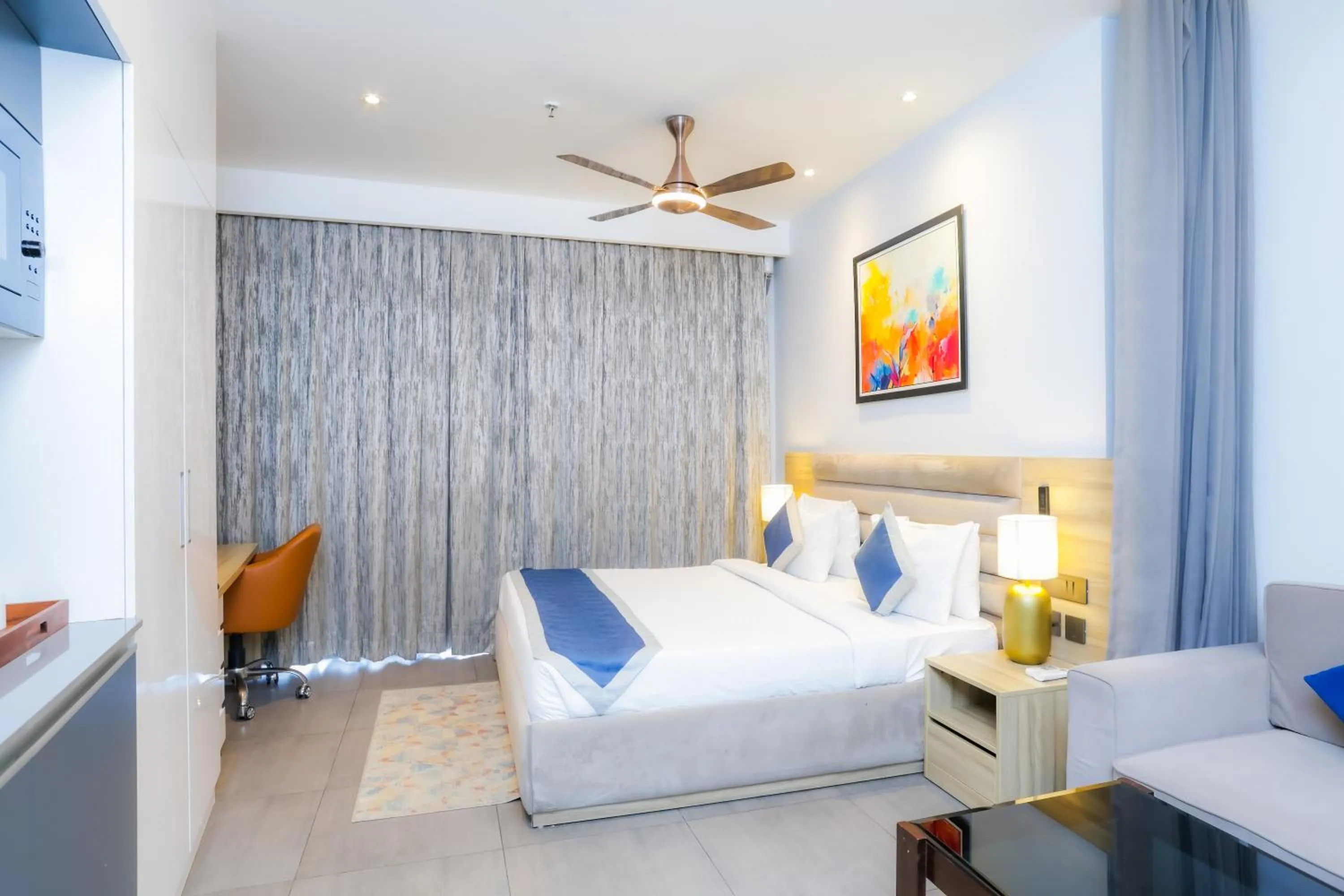 Bedroom, Bed in Hotel Livbox at Supernova