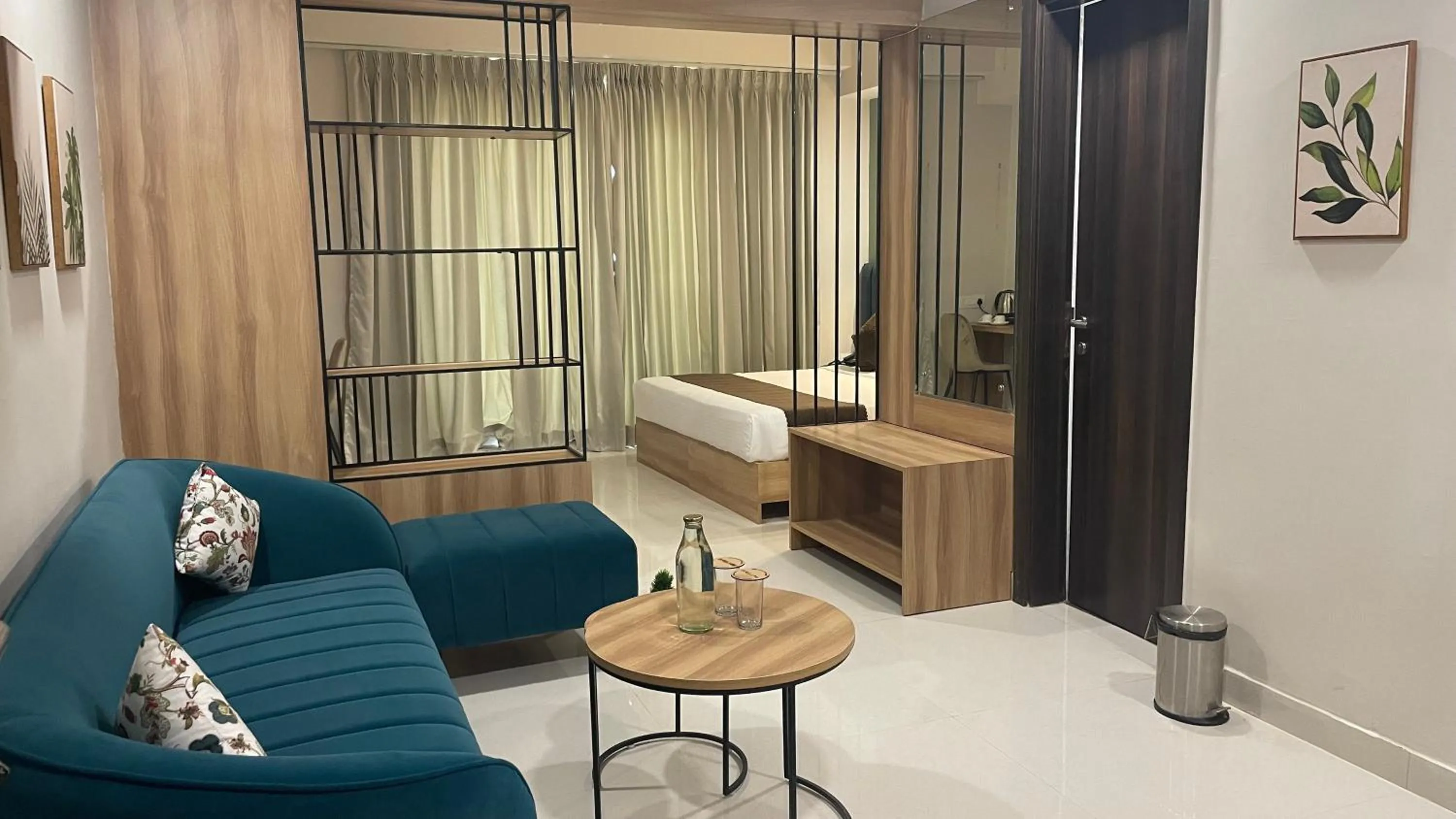 Bed in Saltstayz Premier - Golf Course Extension Road