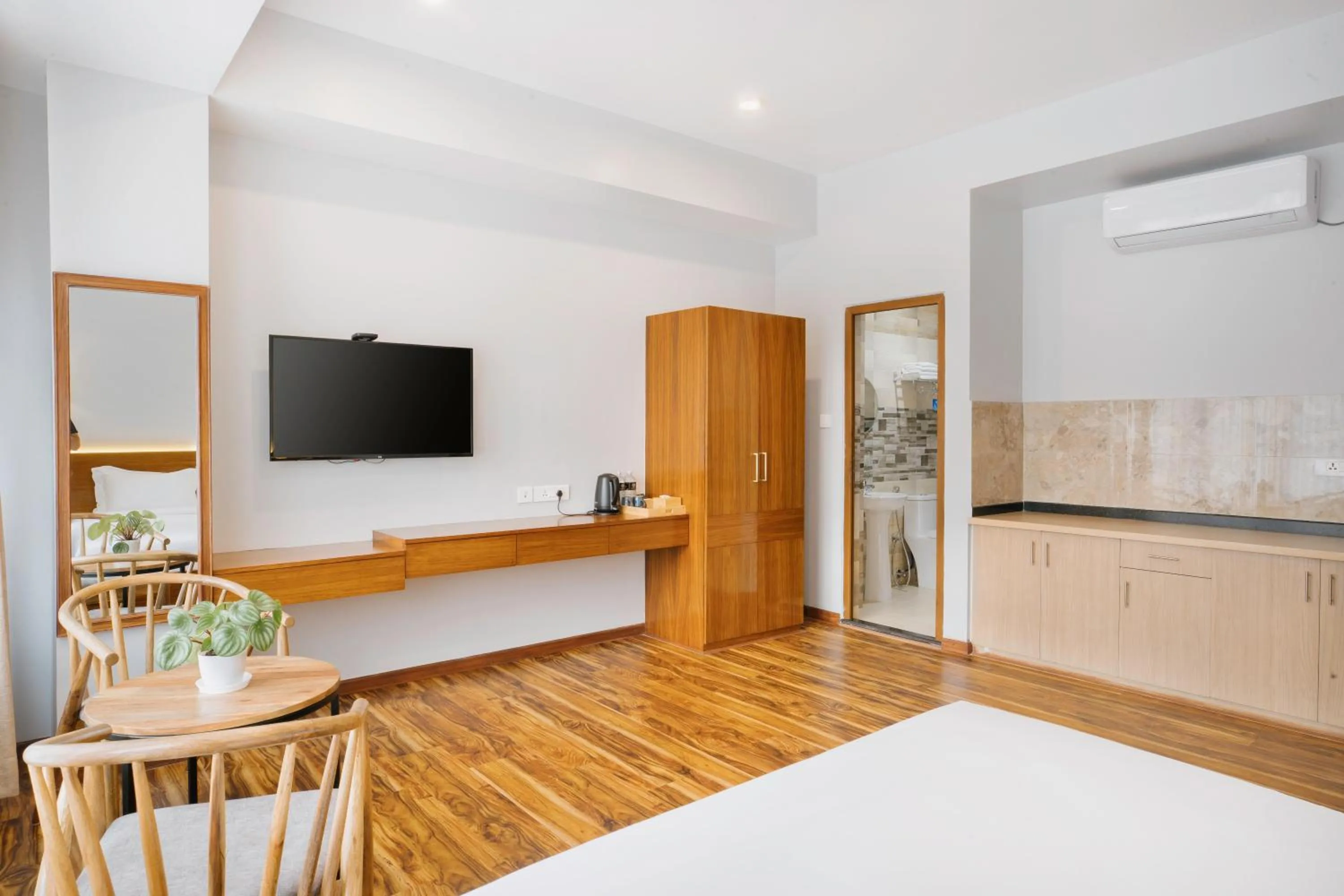 TV and multimedia, Bed in Studio16