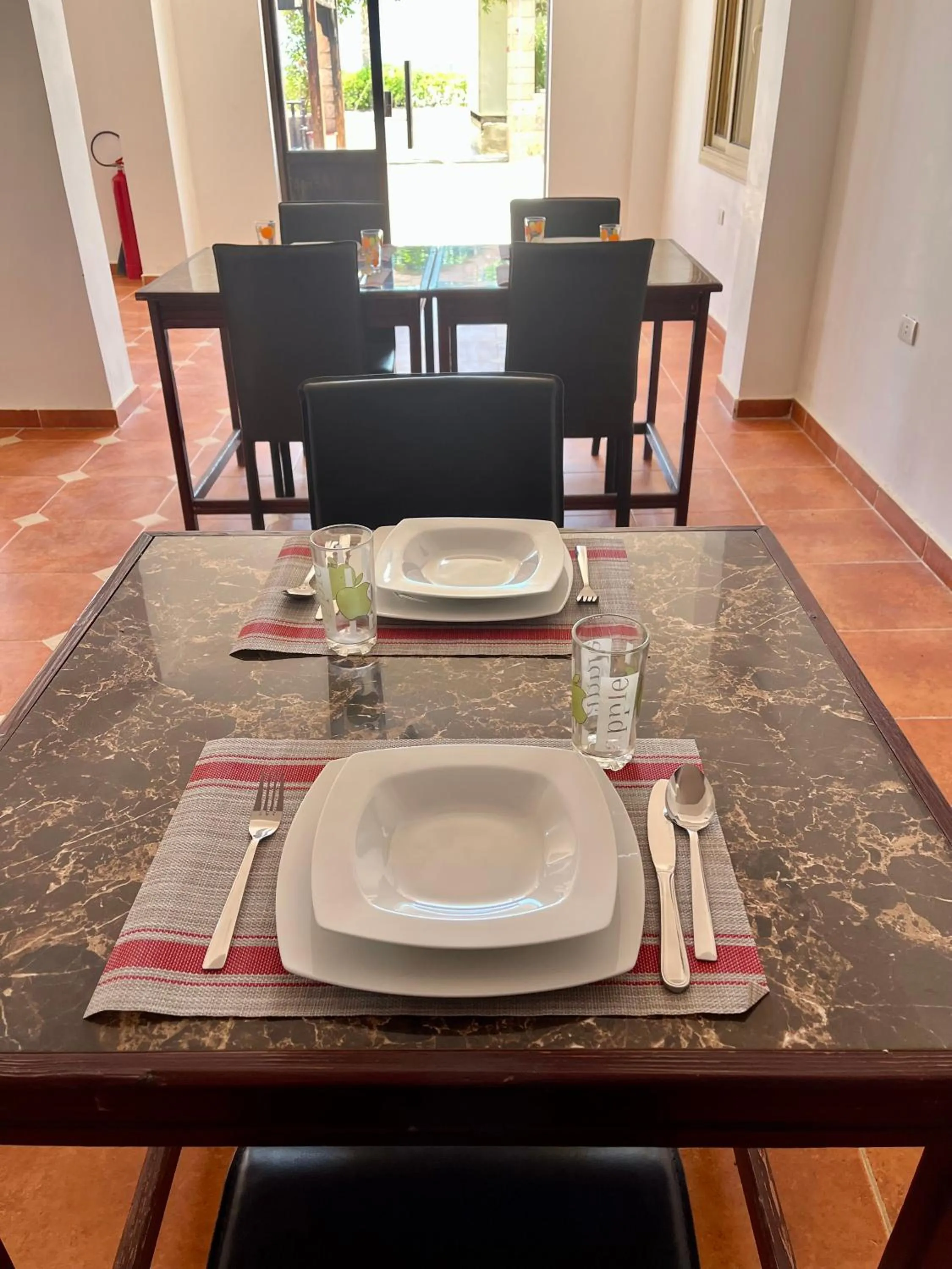 Food and drinks in Star House Hotel