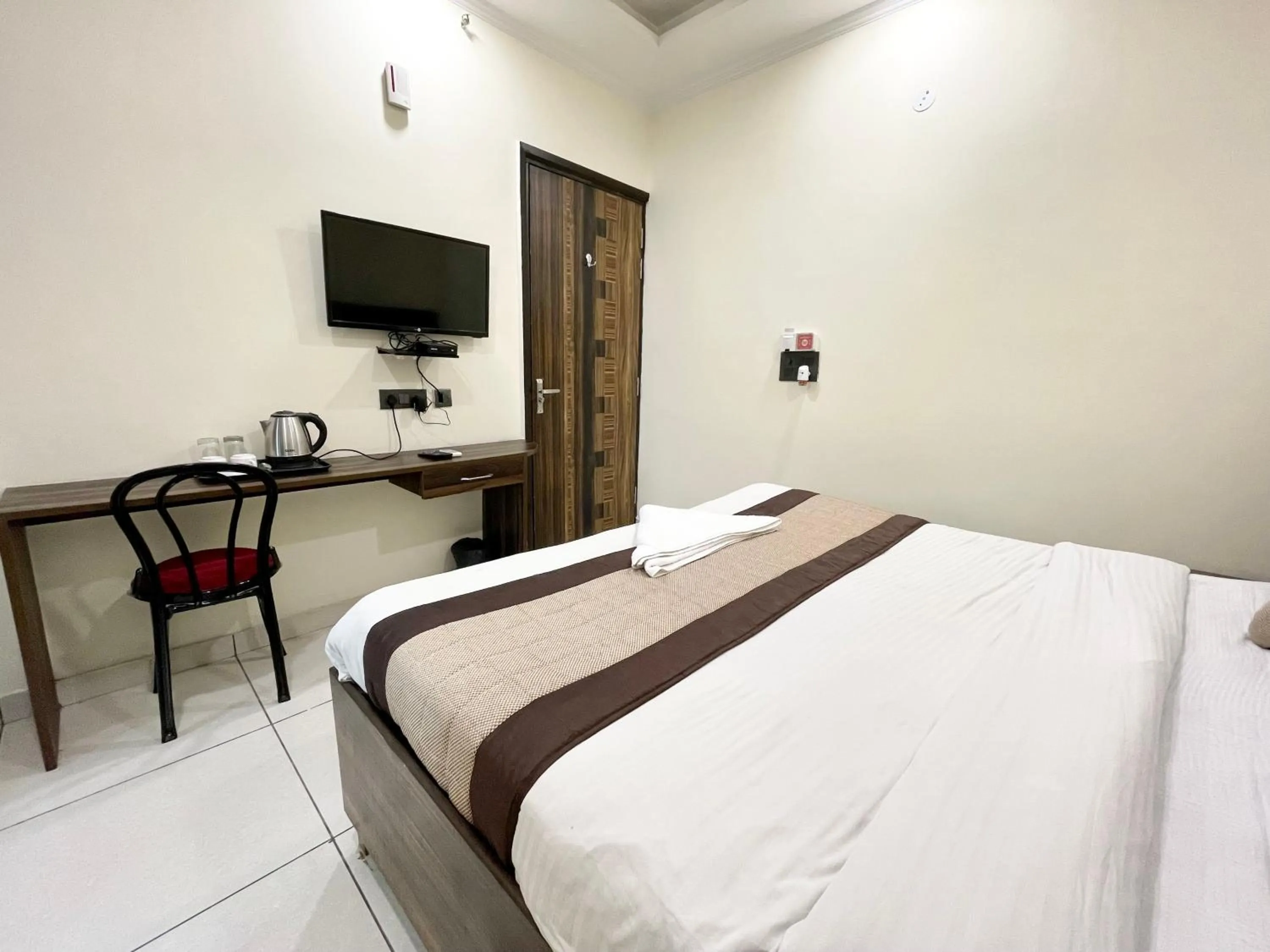 Bed in The Grand Suite-70