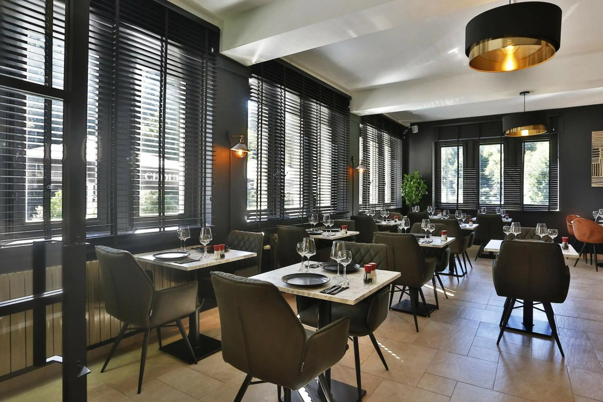 Restaurant/places to eat in Hotel L'ermitage