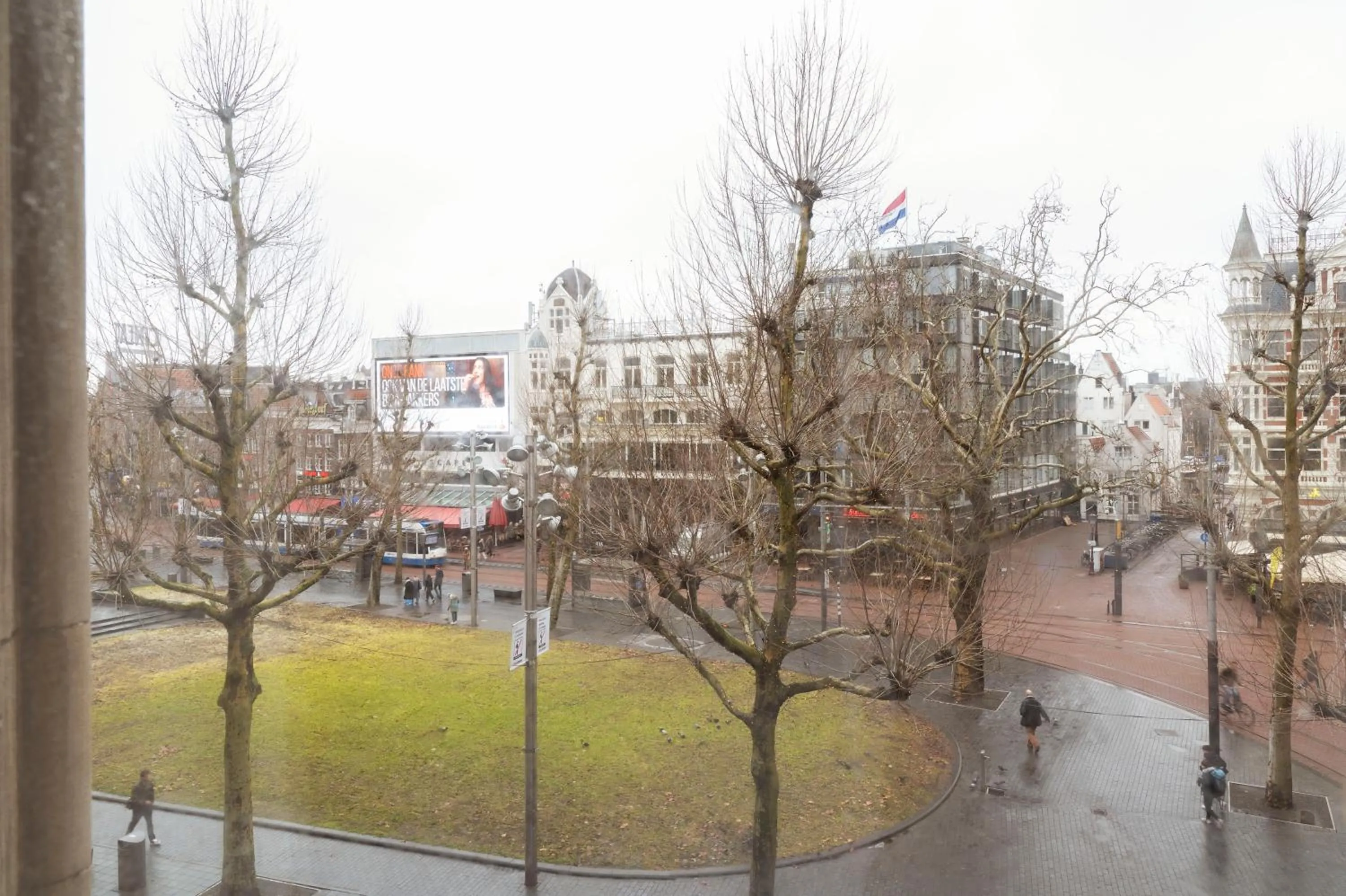 Day in City Hotel Rembrandt Square - Just renovated