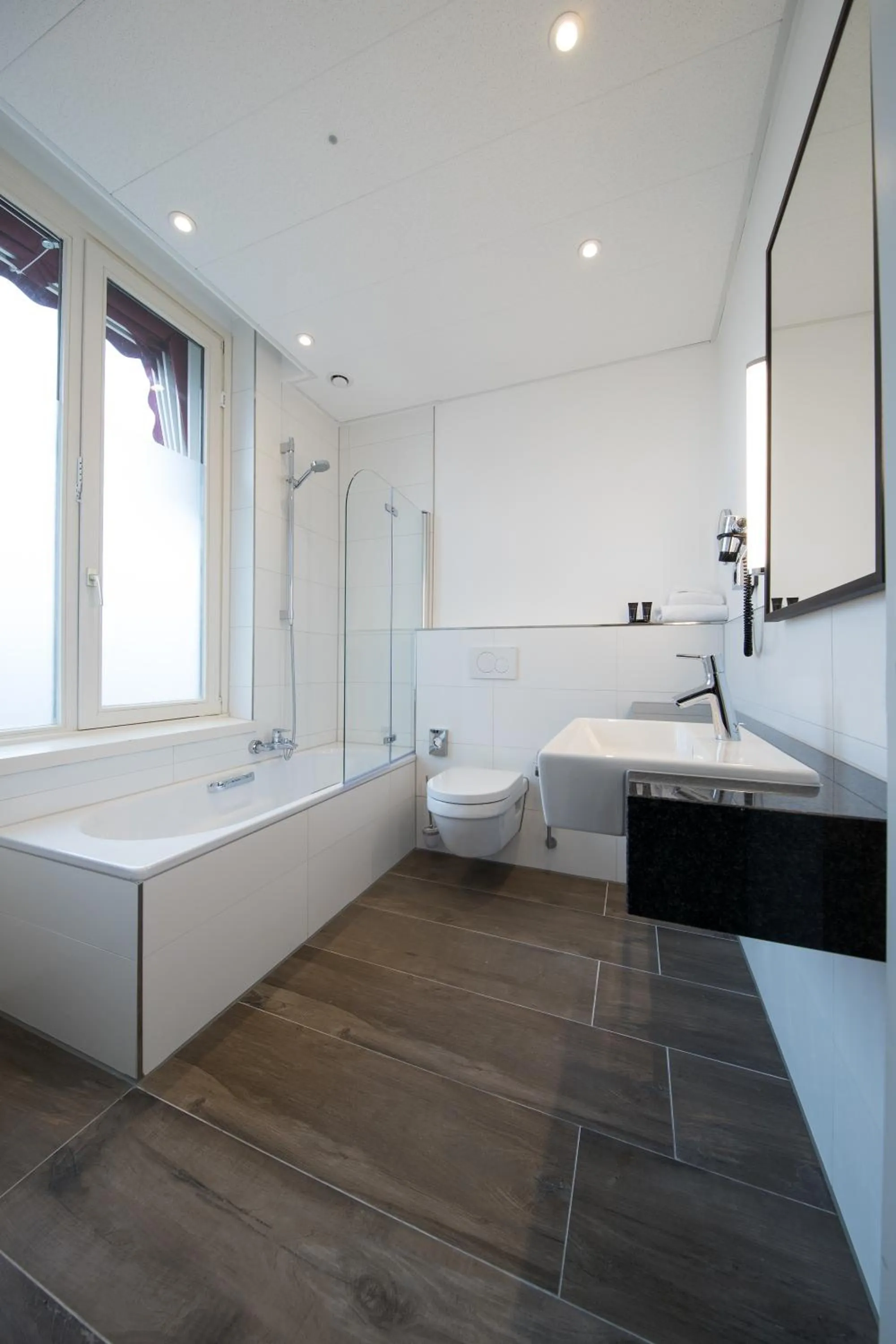 Bathroom in Bilderberg Grand Hotel Wientjes