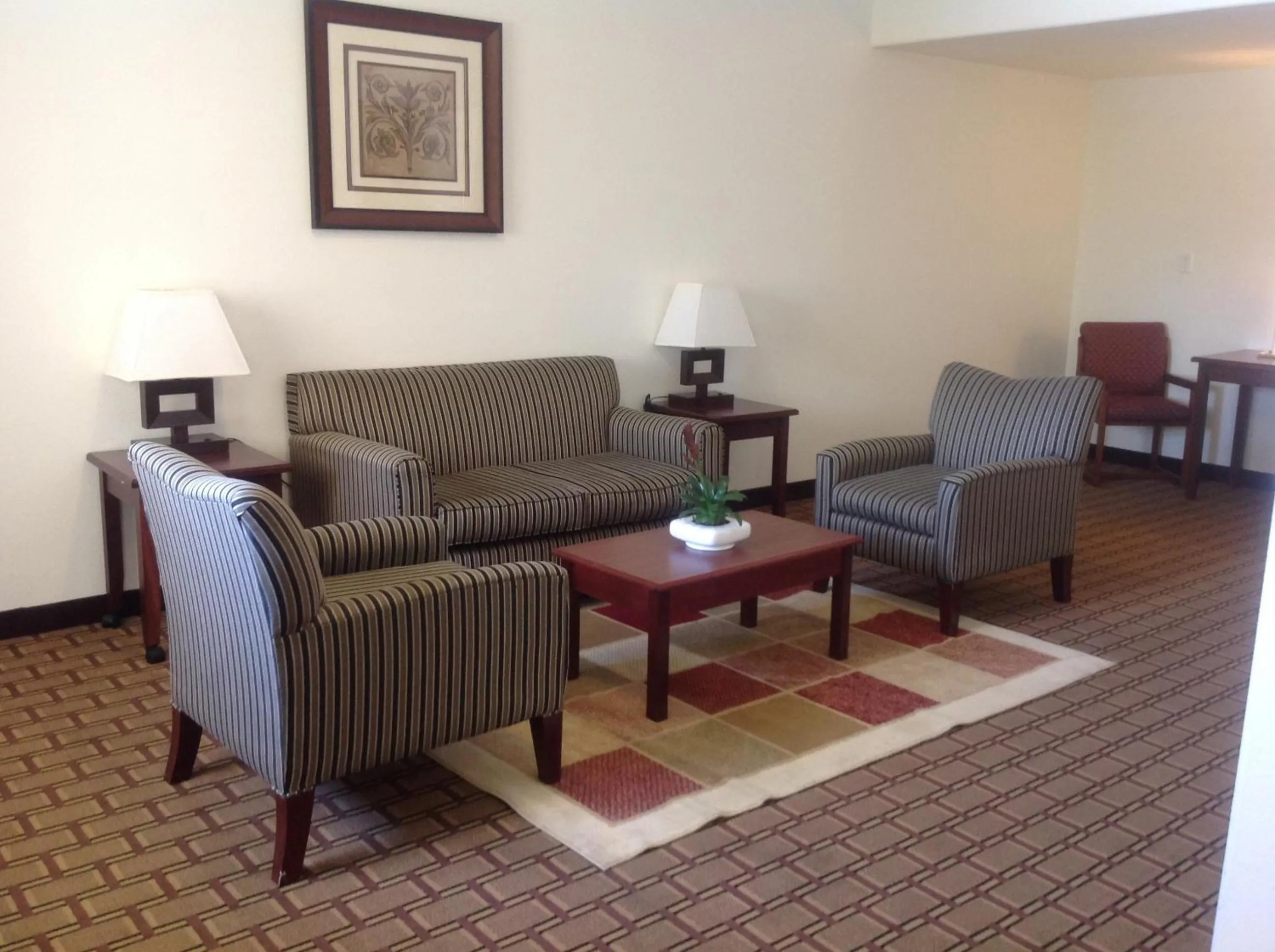 Food and drinks in America Inn & Suites