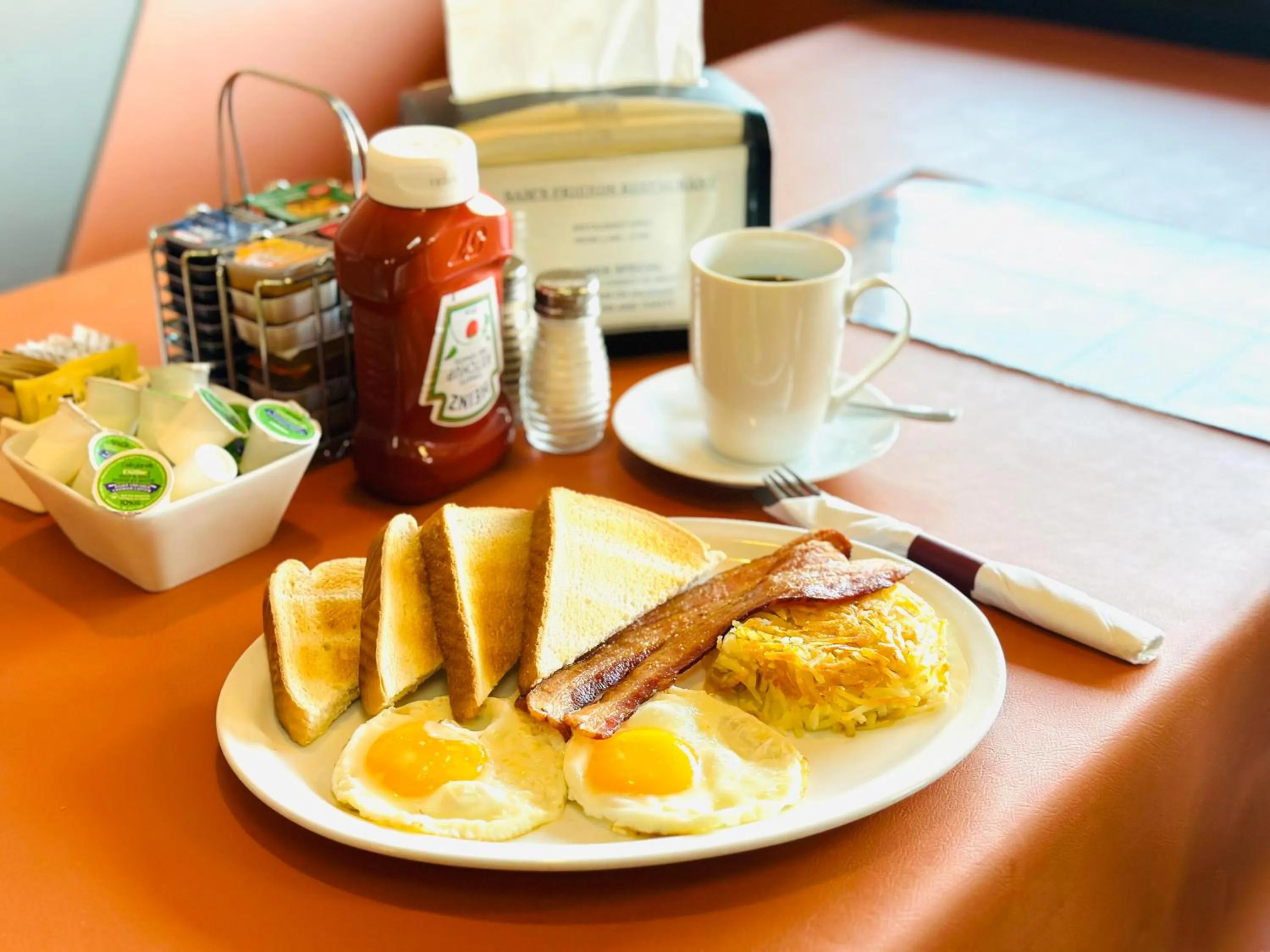 Breakfast in Travelodge by Wyndham Dawson Creek