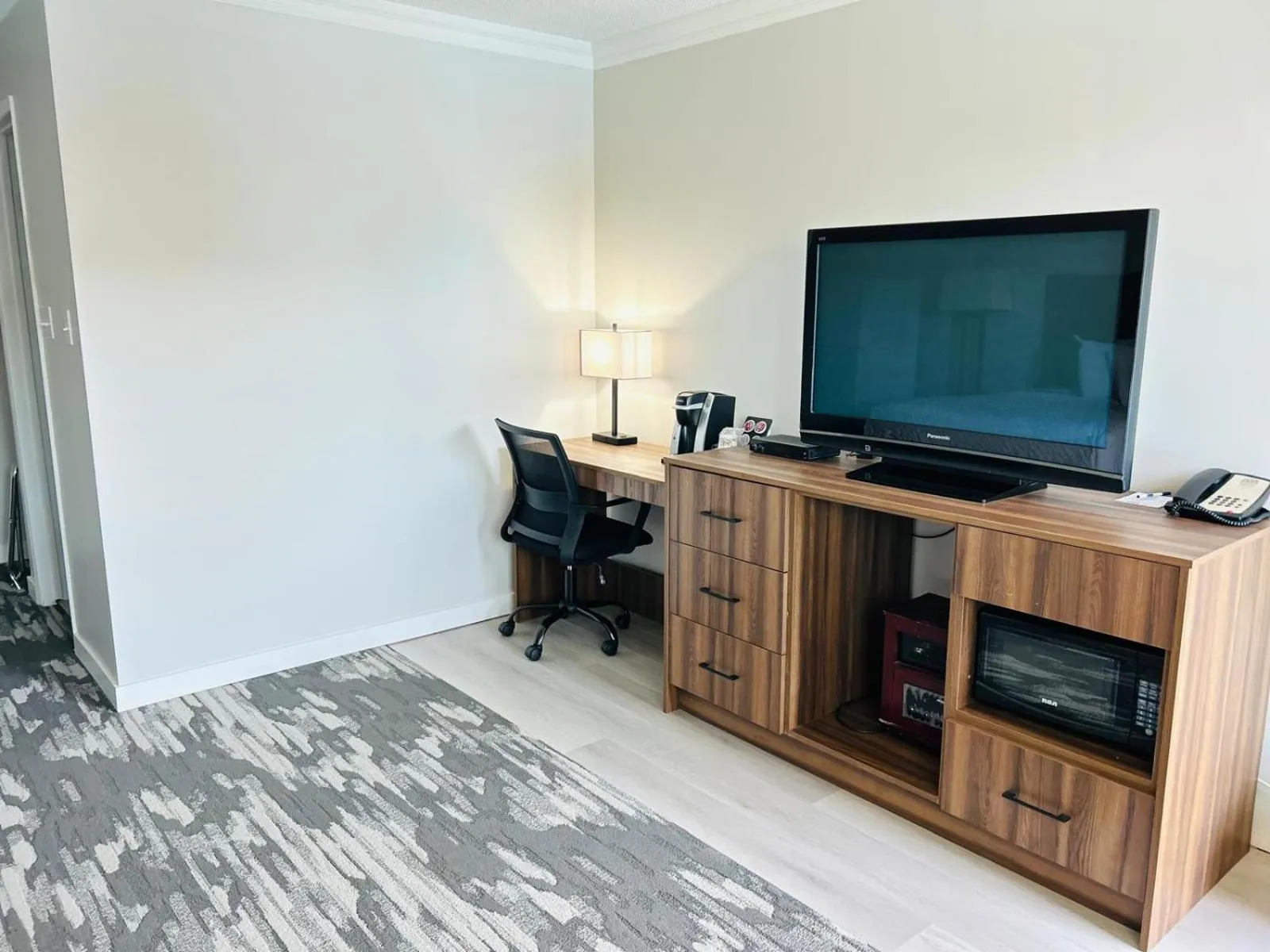 Travelodge by Wyndham Dawson Creek