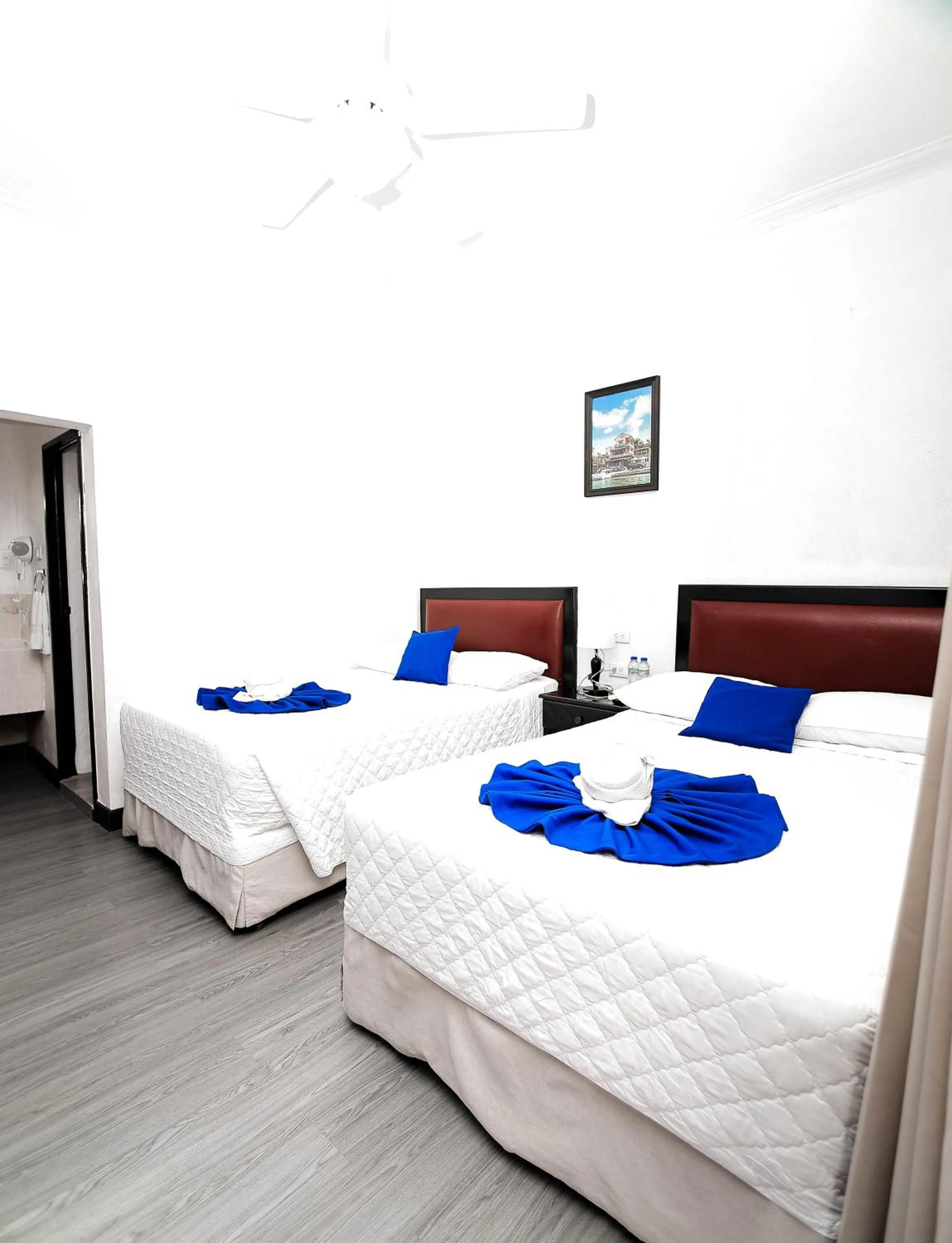 Bed in Hotel Villa del Lago