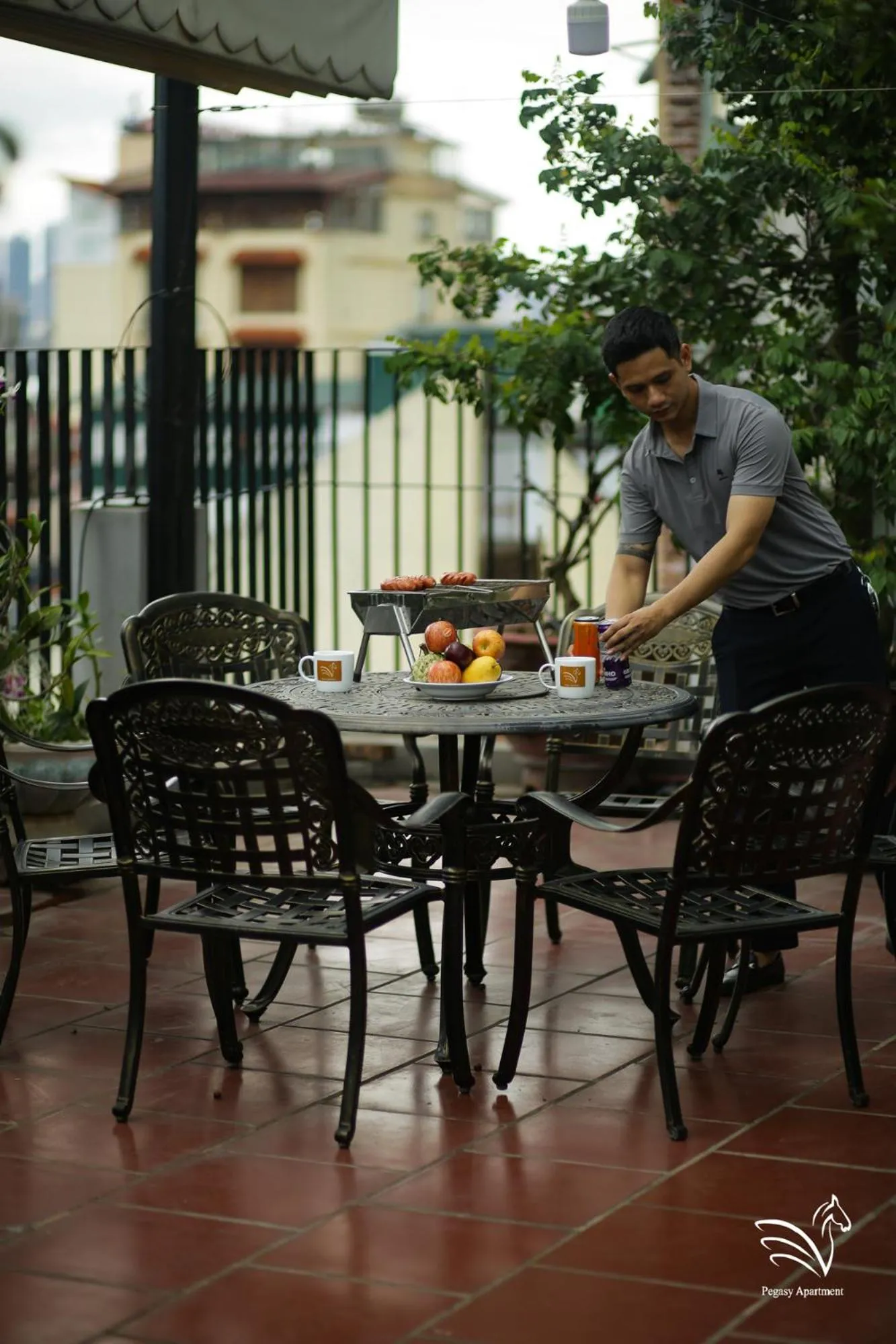 Garden in Pegasy Apartments & Travel