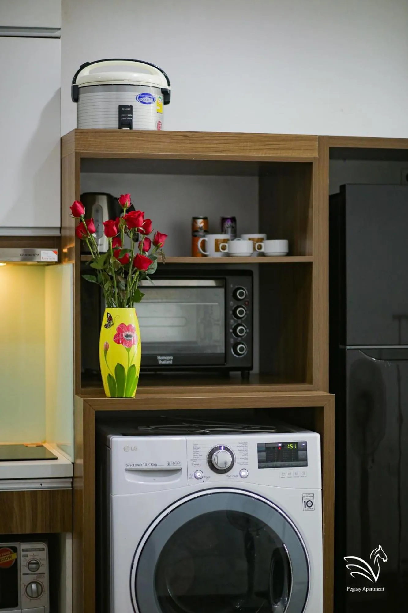 Kitchen or kitchenette in Pegasy Apartments & Travel