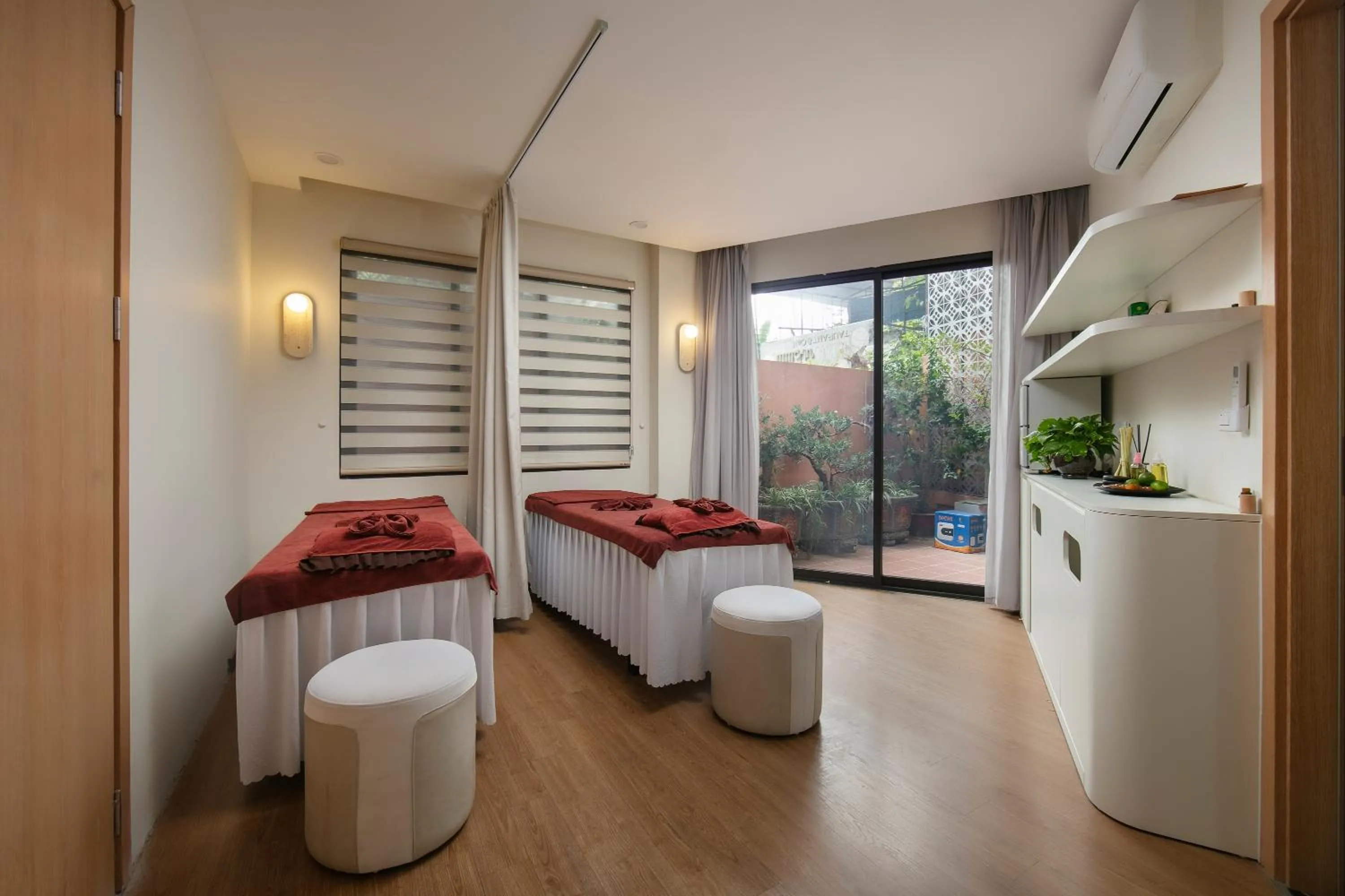 Spa and wellness centre/facilities in Pegasy Apartments & Travel