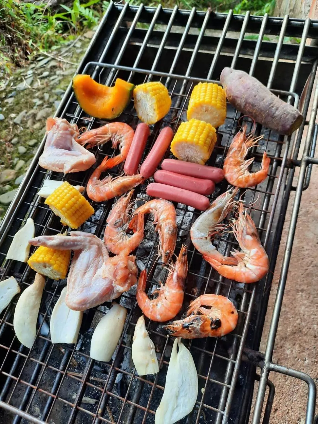 Restaurant/places to eat in Sawasdee Lagoon Camping & Restaurant